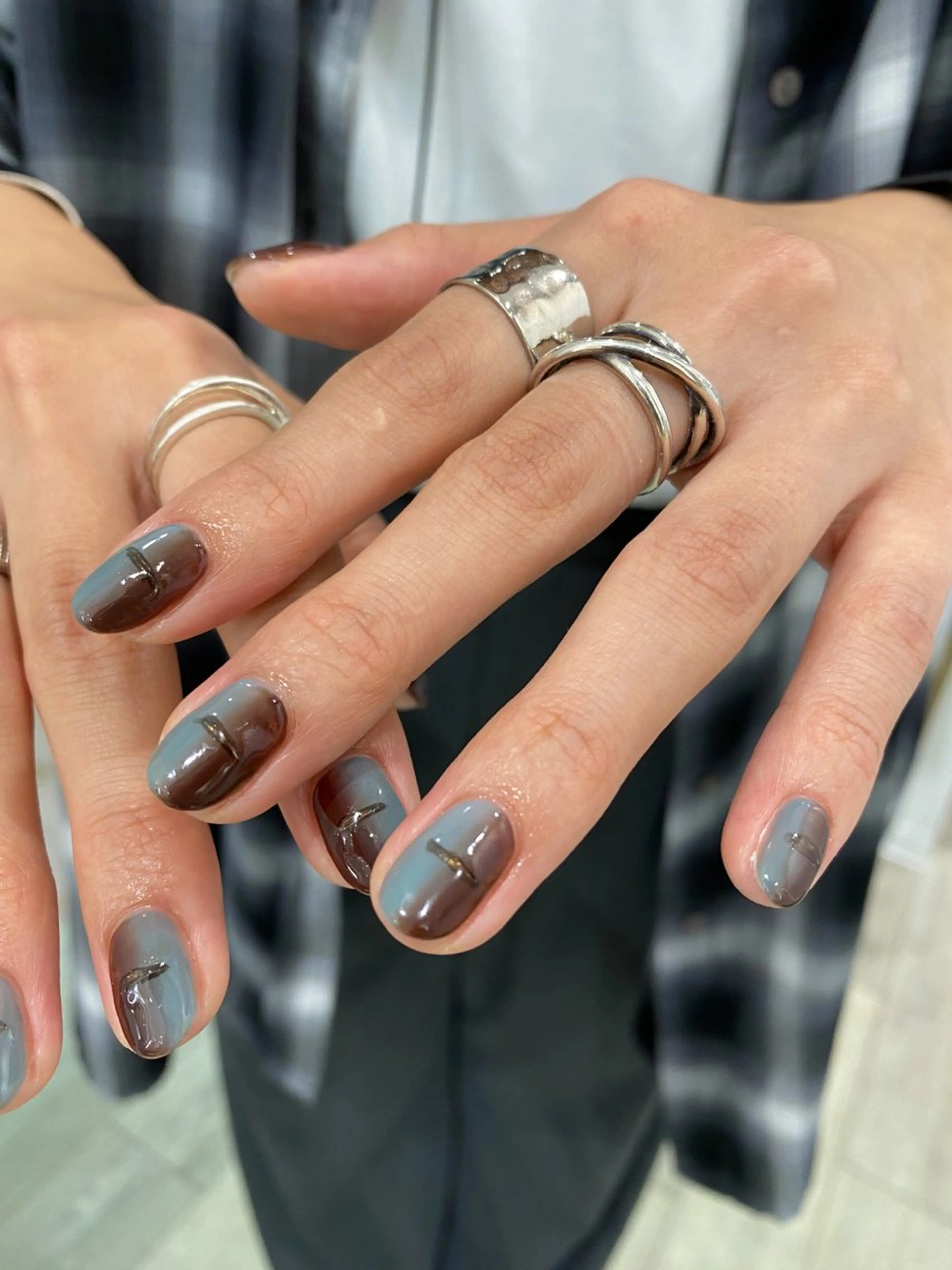 ネイル オーロラネイル マグネットネイル メンズネイル ニュアンスネイル シンプルネイル ハンドネイル 草加ニュアンスネイル 🌚hersのネイルデザイン