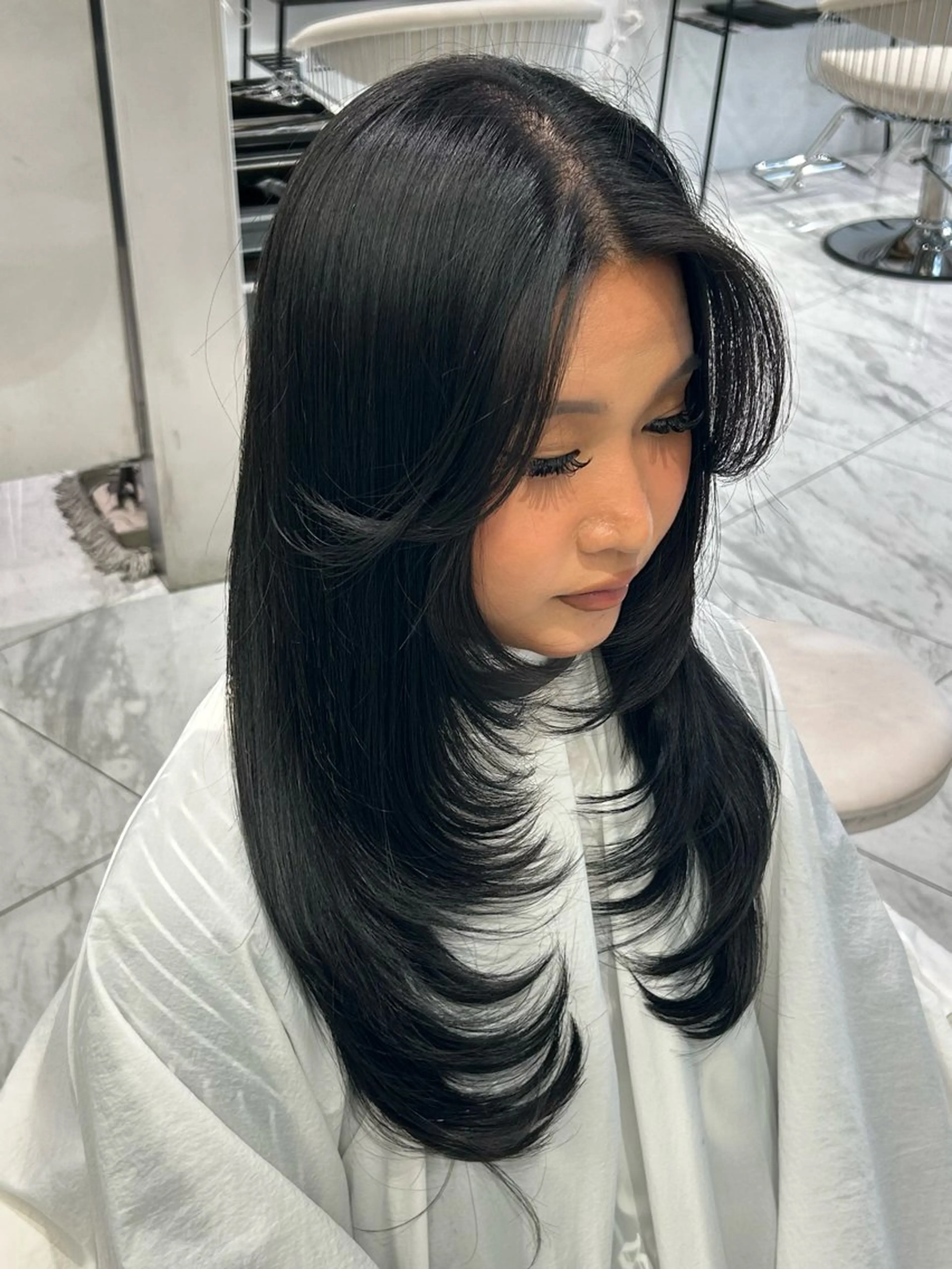 ロング トリートメント ヘッドスパ レイヤー／マツエク 💋𝑨𝑵𝑵𝑨のヘアスタイル