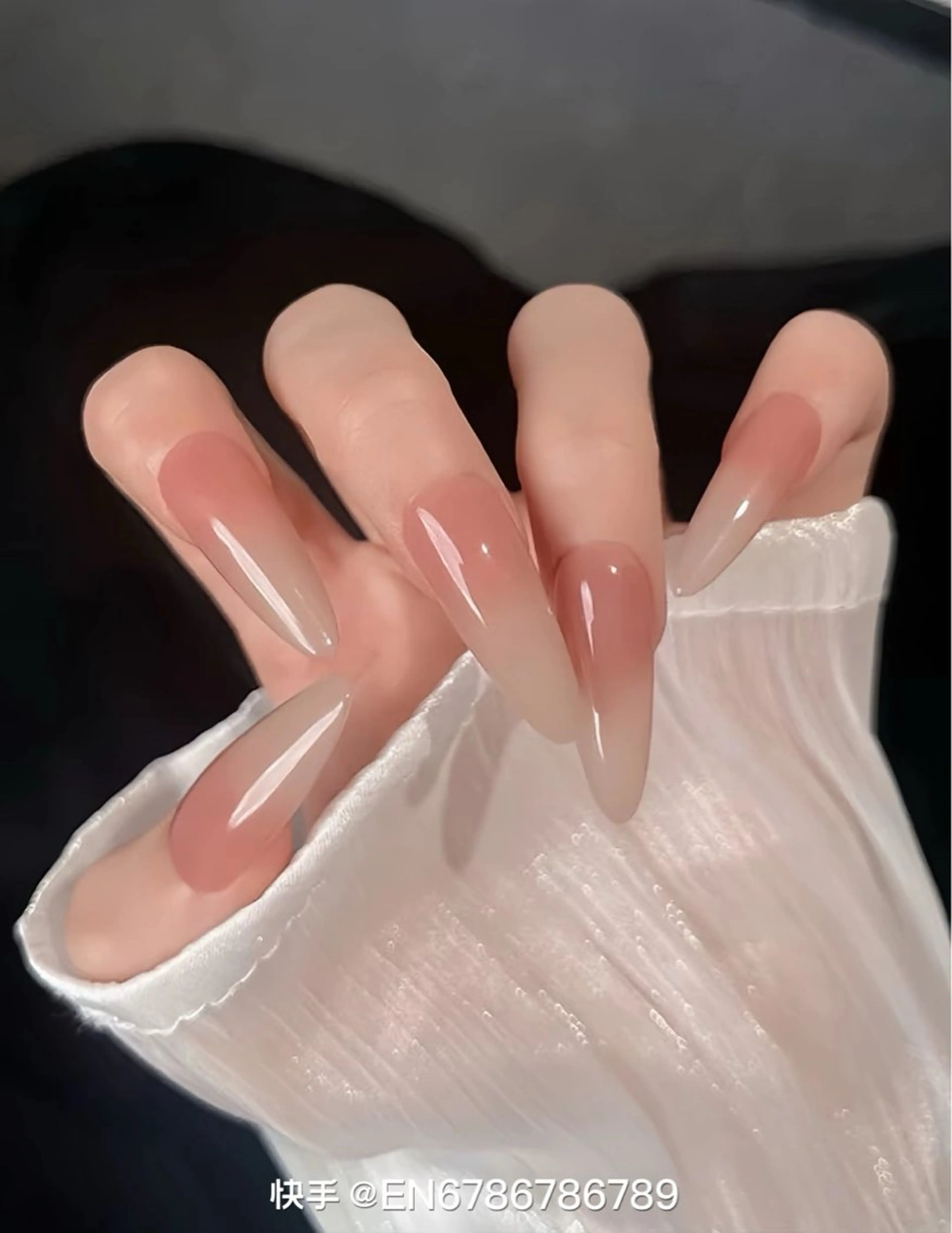 ネイル 長さ出し フレンチネイル ジェルネイル 韓国ネイル マグネットネイル sun nail池袋 モデル募集のネイルデザイン