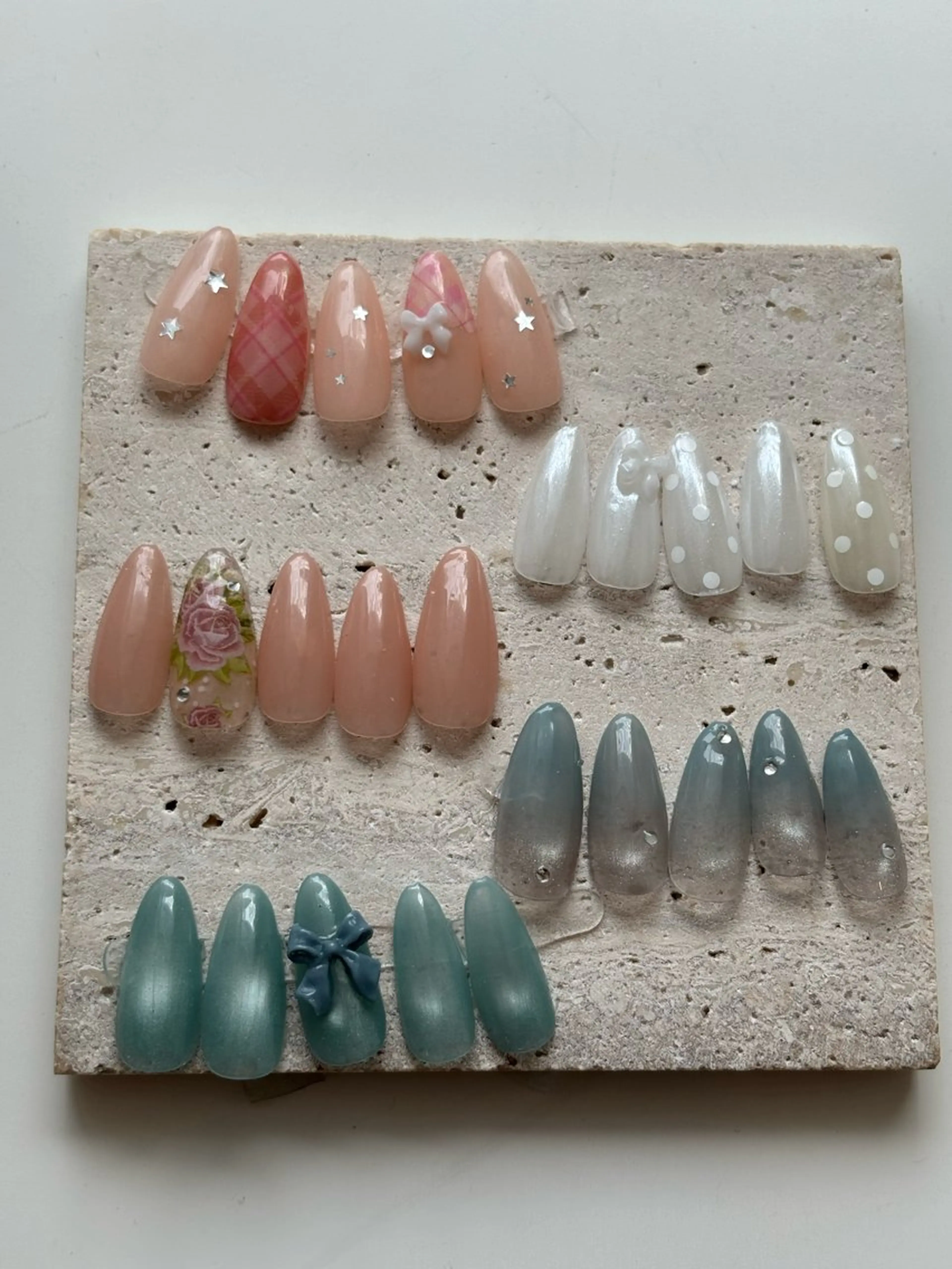 🎀定額デザイン🎀【オフケア込み】30種類から選んでいただけます!の写真