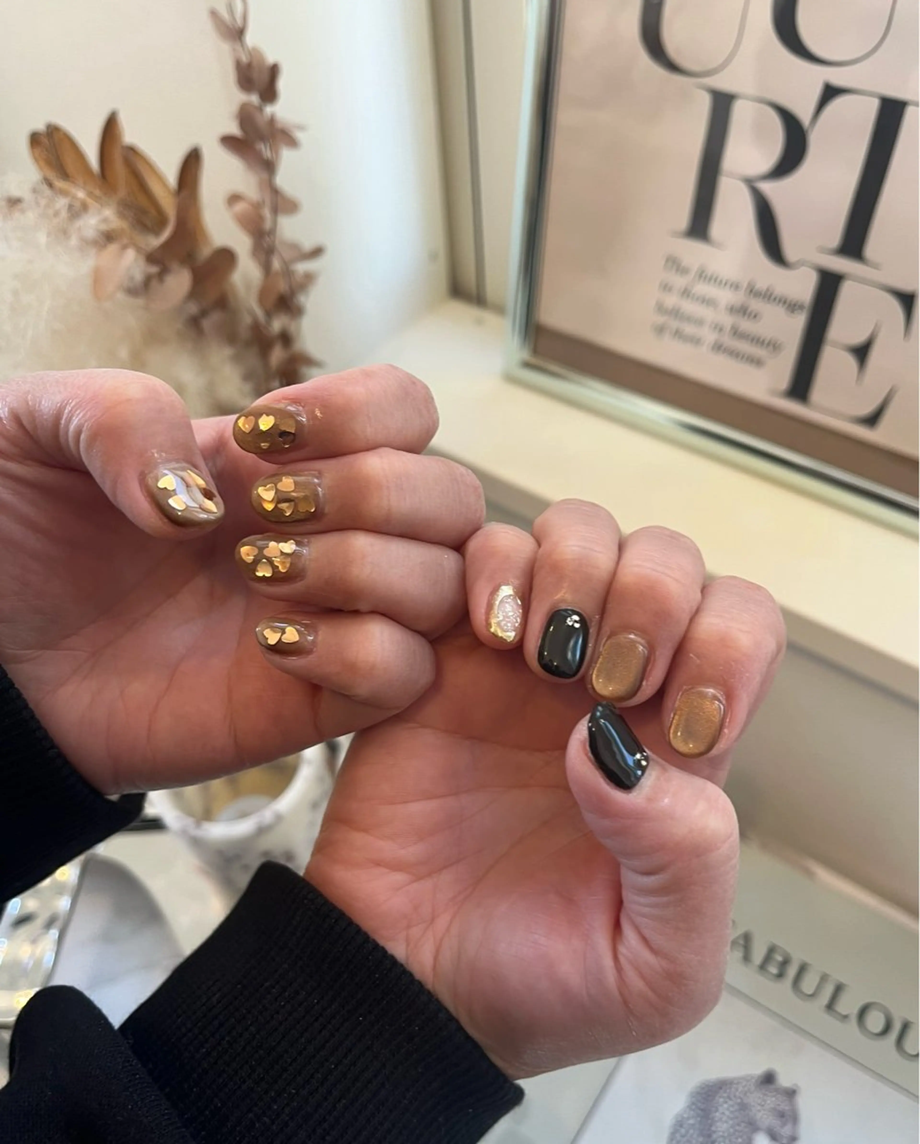 ネイル S. SAYAのネイルデザイン