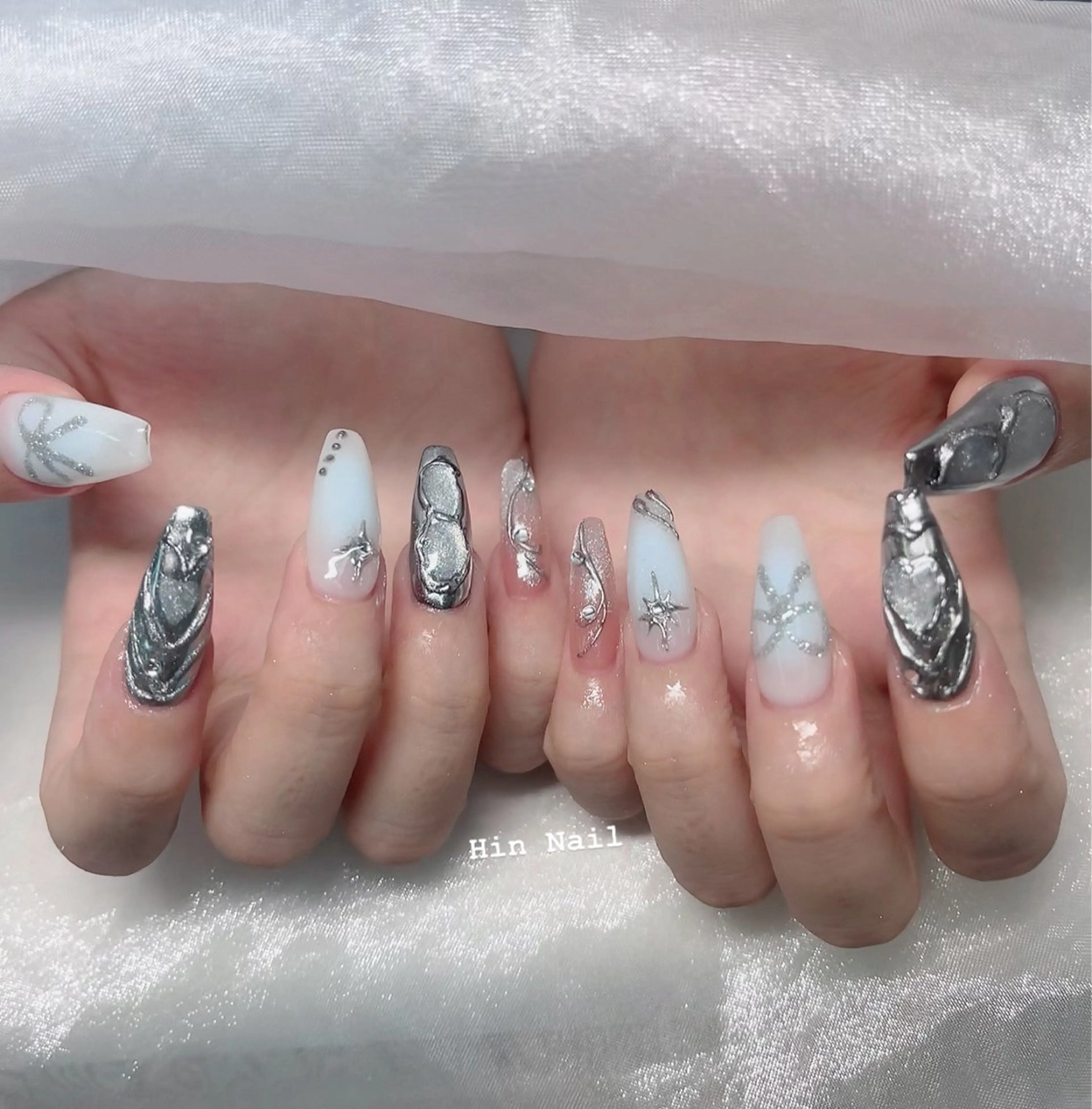 ネイル ハンドネイル HIN NAILのネイルデザイン