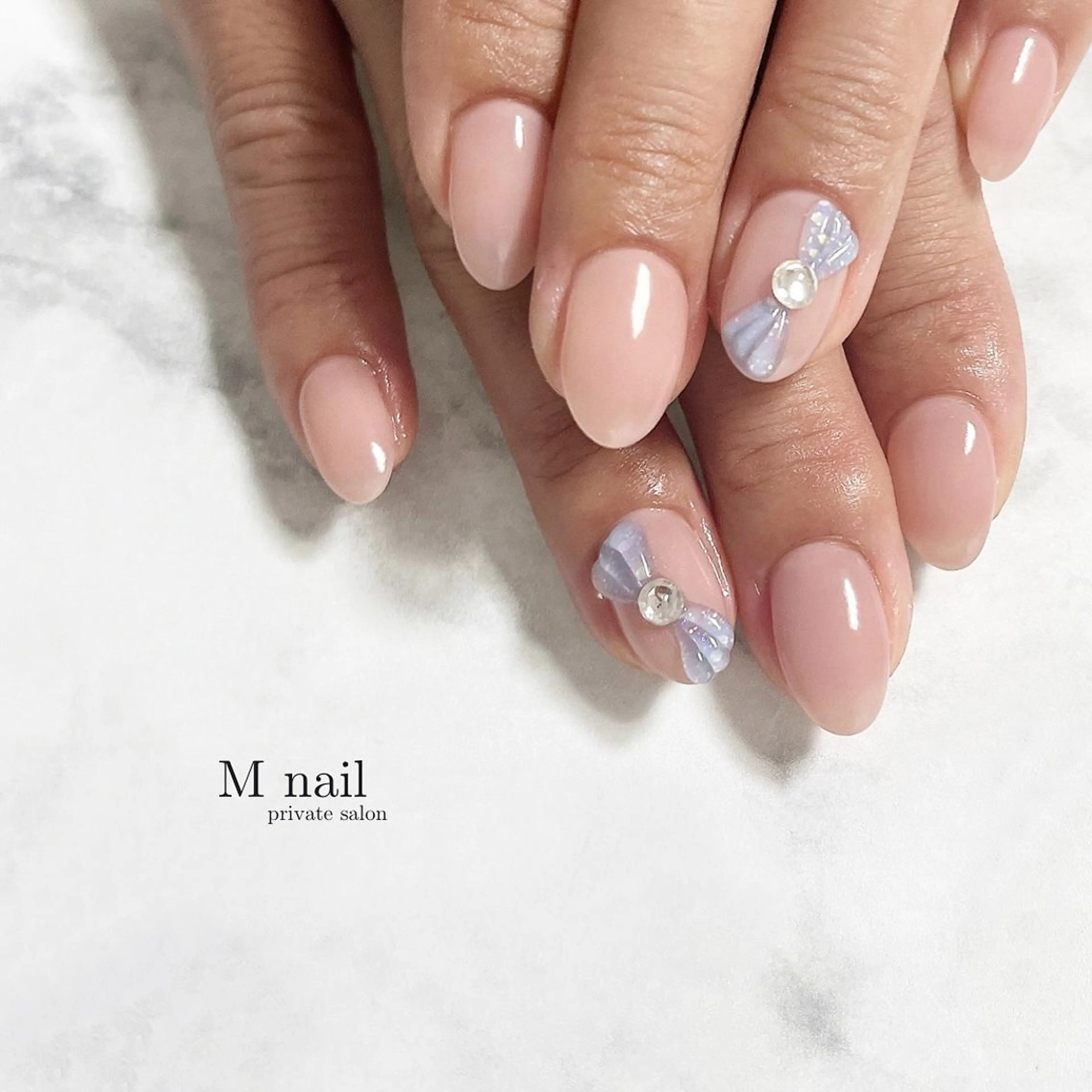 ネイル ぷっくりネイル リボン M nailのネイルデザイン