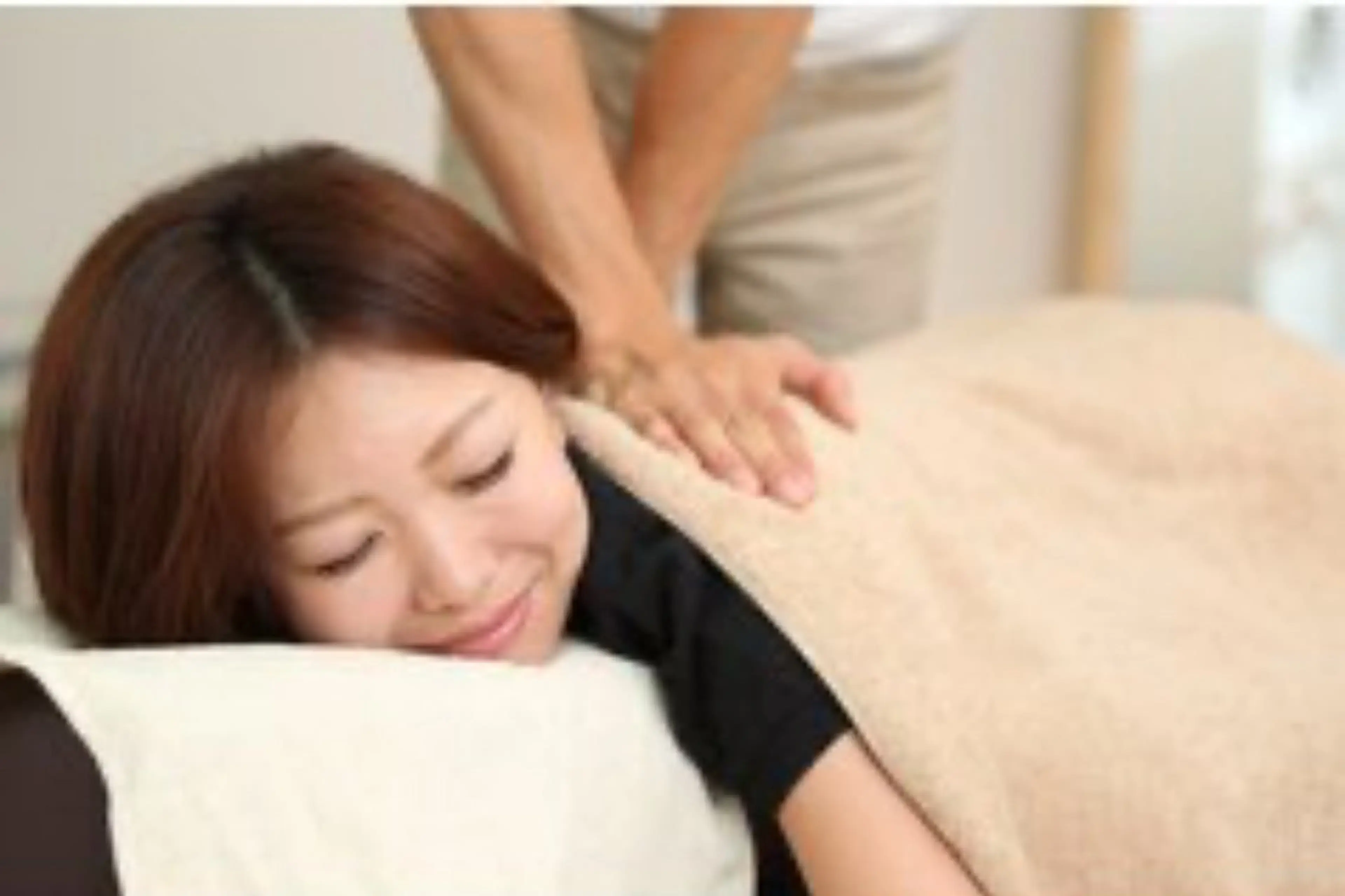 【自律神経の乱れや全身のお疲れに】全身マッサージ＋ 頭筋ツボ押し40分（お着替え込み）の写真