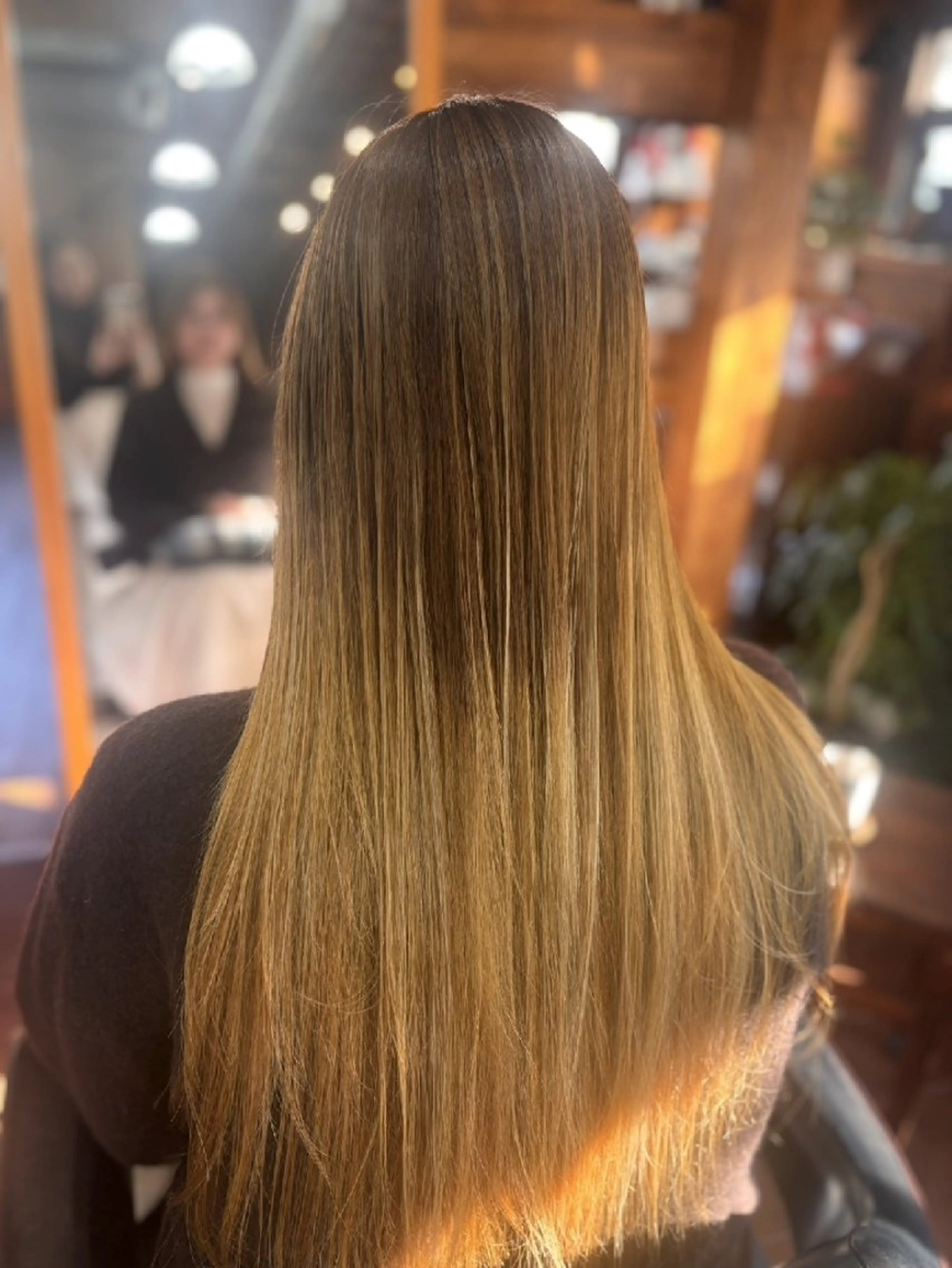 ロング 飯田 仁美のヘアスタイル