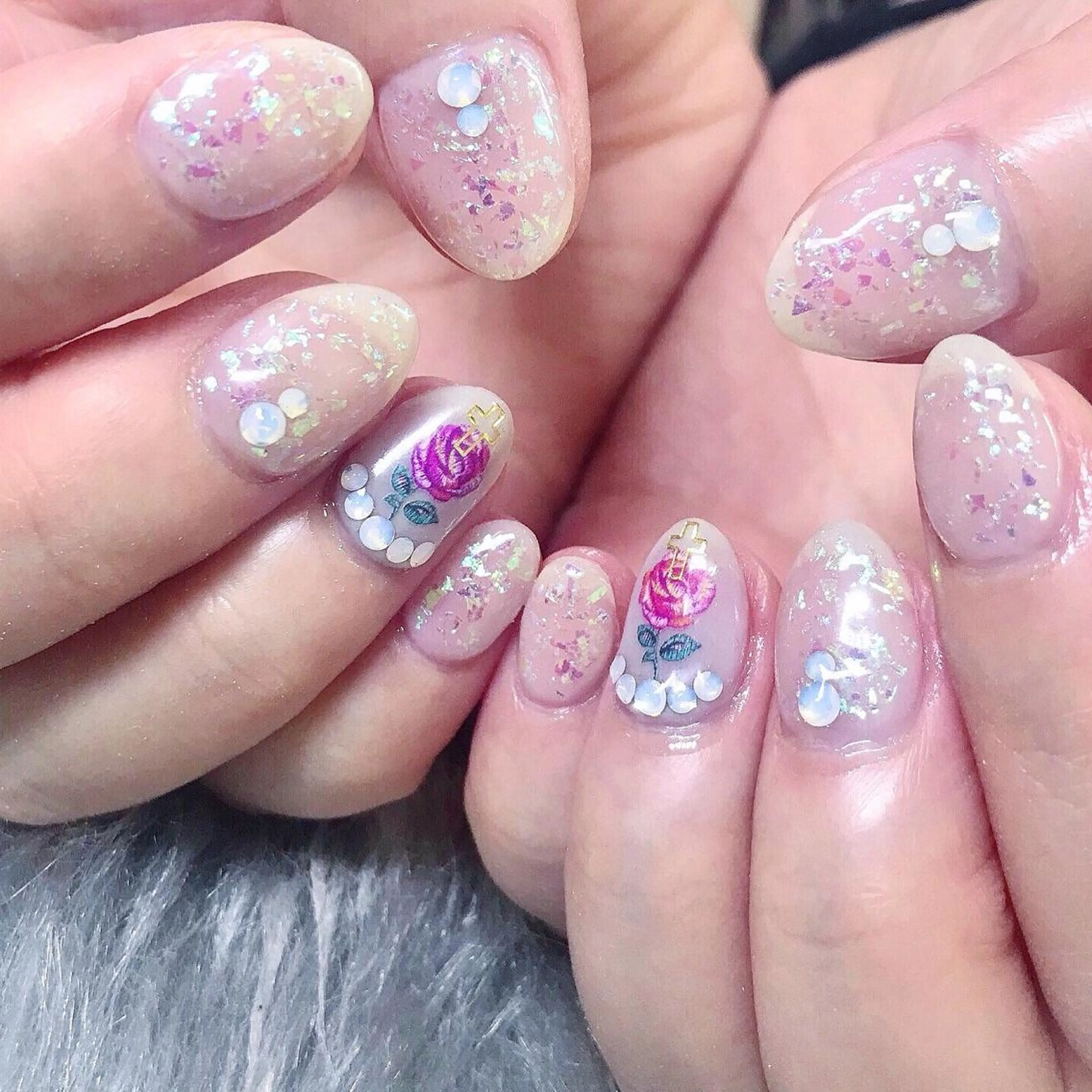 ネイル NOIROUGE所属・NOI ROUGEのネイルデザイン