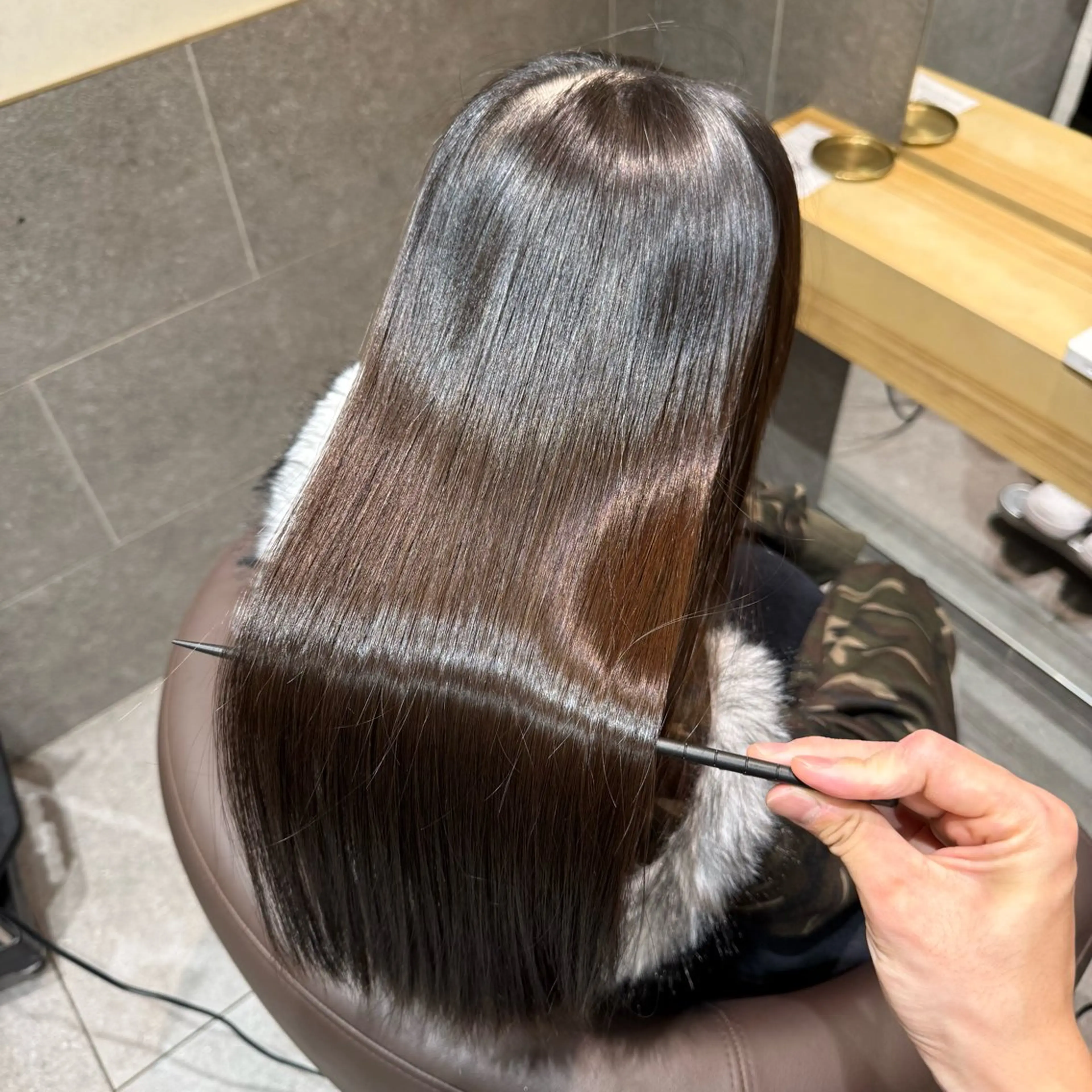 セミロング 縮毛矯正 BISCO hair 小西冬馬 縮毛矯正のヘアスタイル