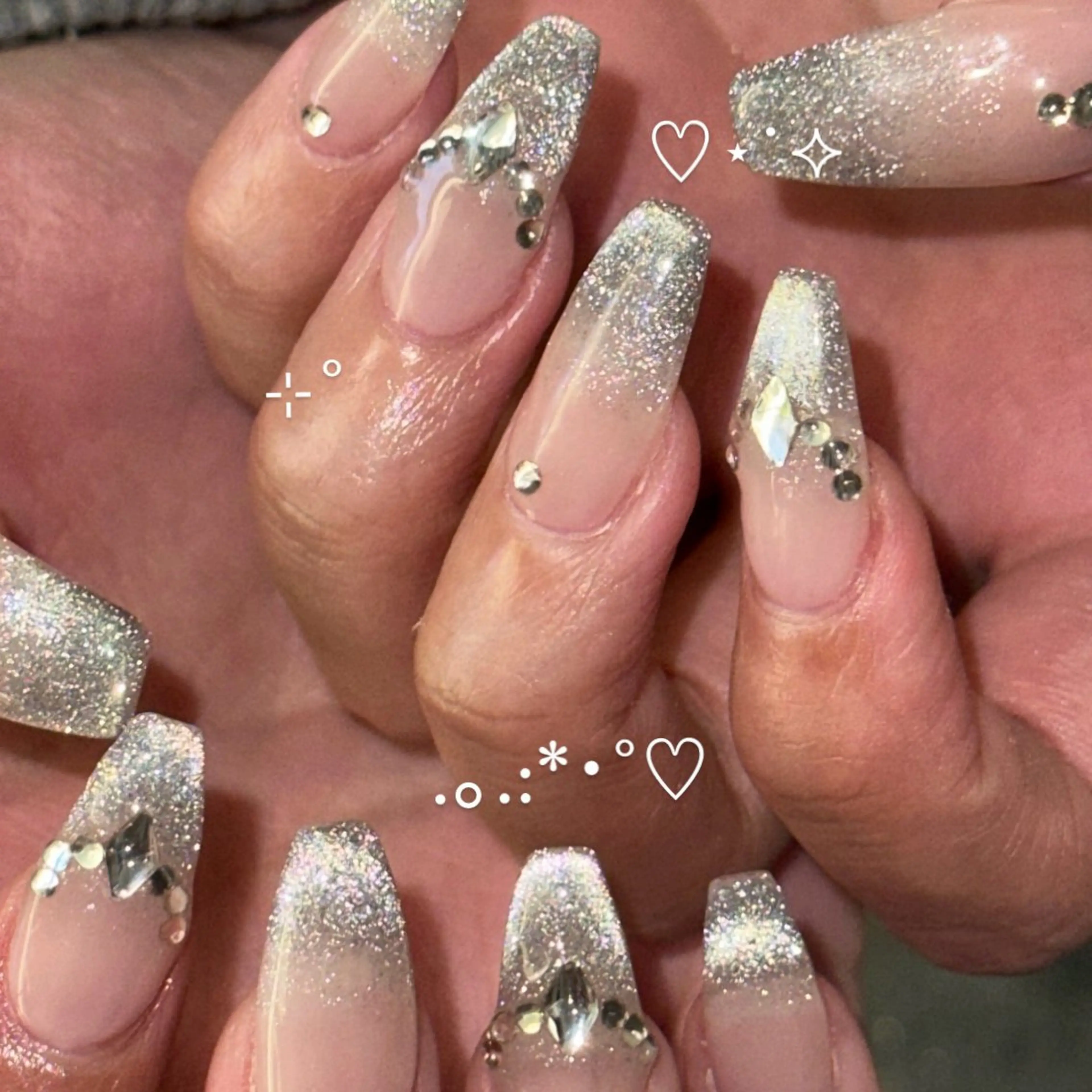 ネイル フラッシュネイル フラッシュマグ フレンチネイル ハンドネイル WOLTOKYO渋谷 yunaのネイルデザイン