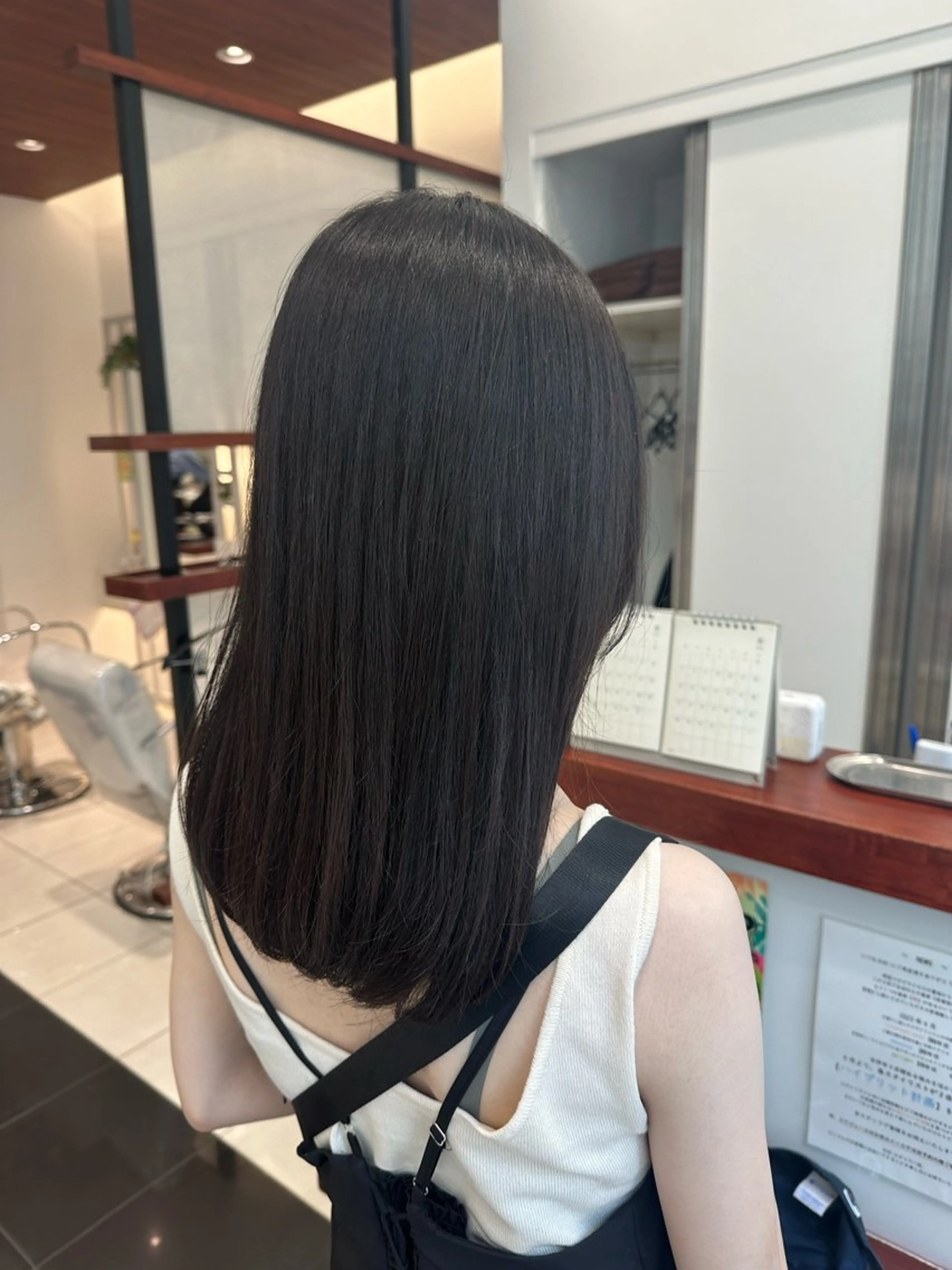 セミロング カラー カット ヘアカラー トリートメント 【潤いツヤヘア🫧】 岸野　妙波のヘアスタイル