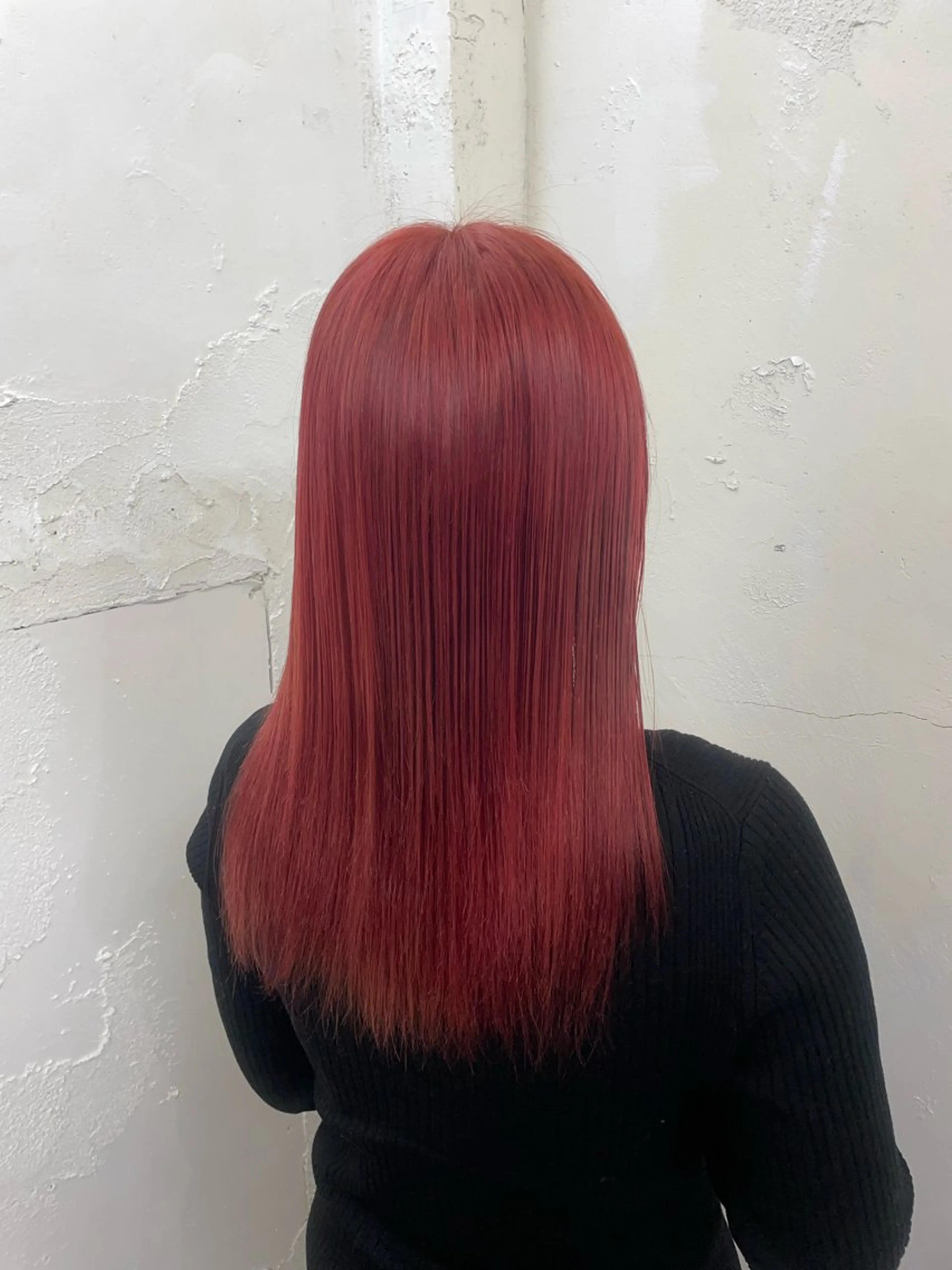 セミロング カラー ブリーチ レッドカラー 𝙃𝘼𝙍𝙐🎀 韓国×エクステのヘアスタイル