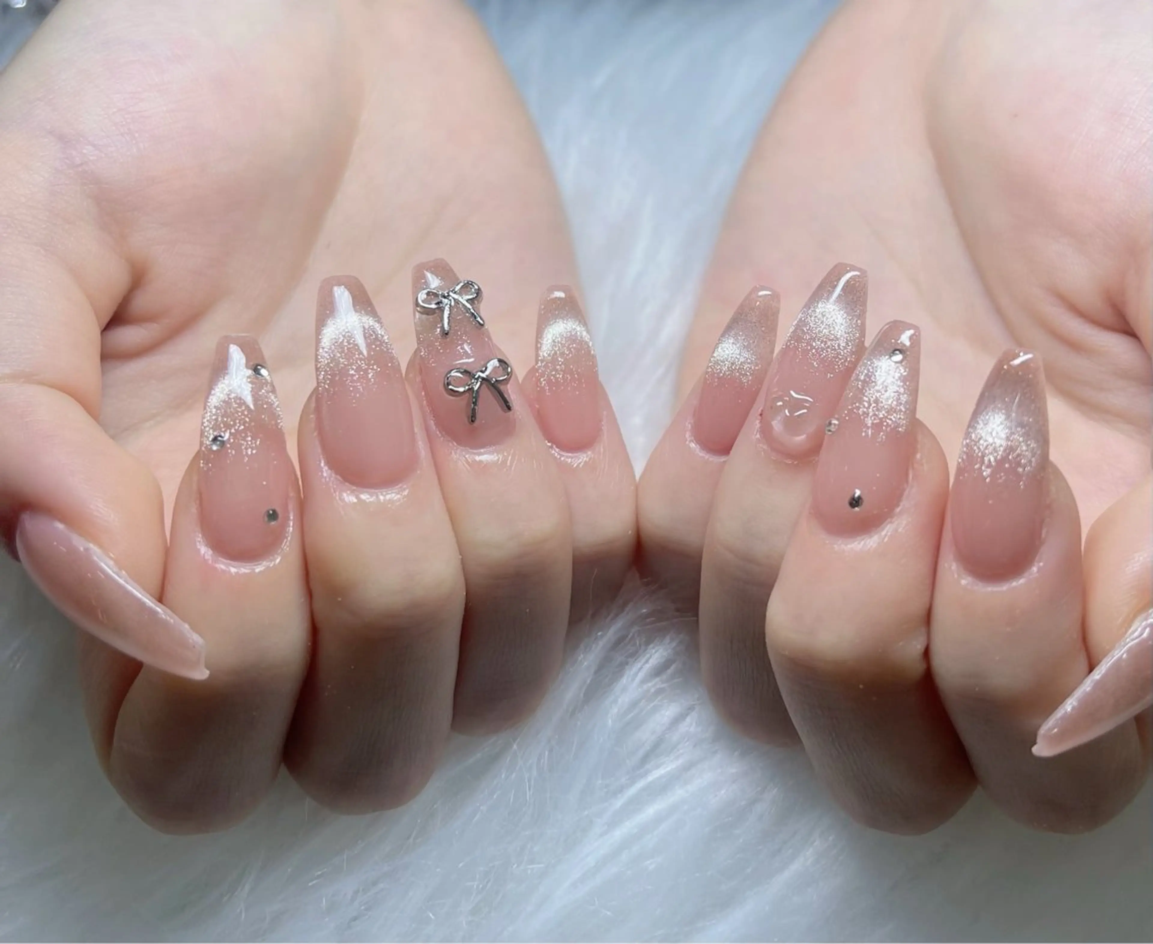 ネイル フットネイル グラデーション キラキラネイル マグネットネイル シンプルネイル Lina nailのネイルデザイン