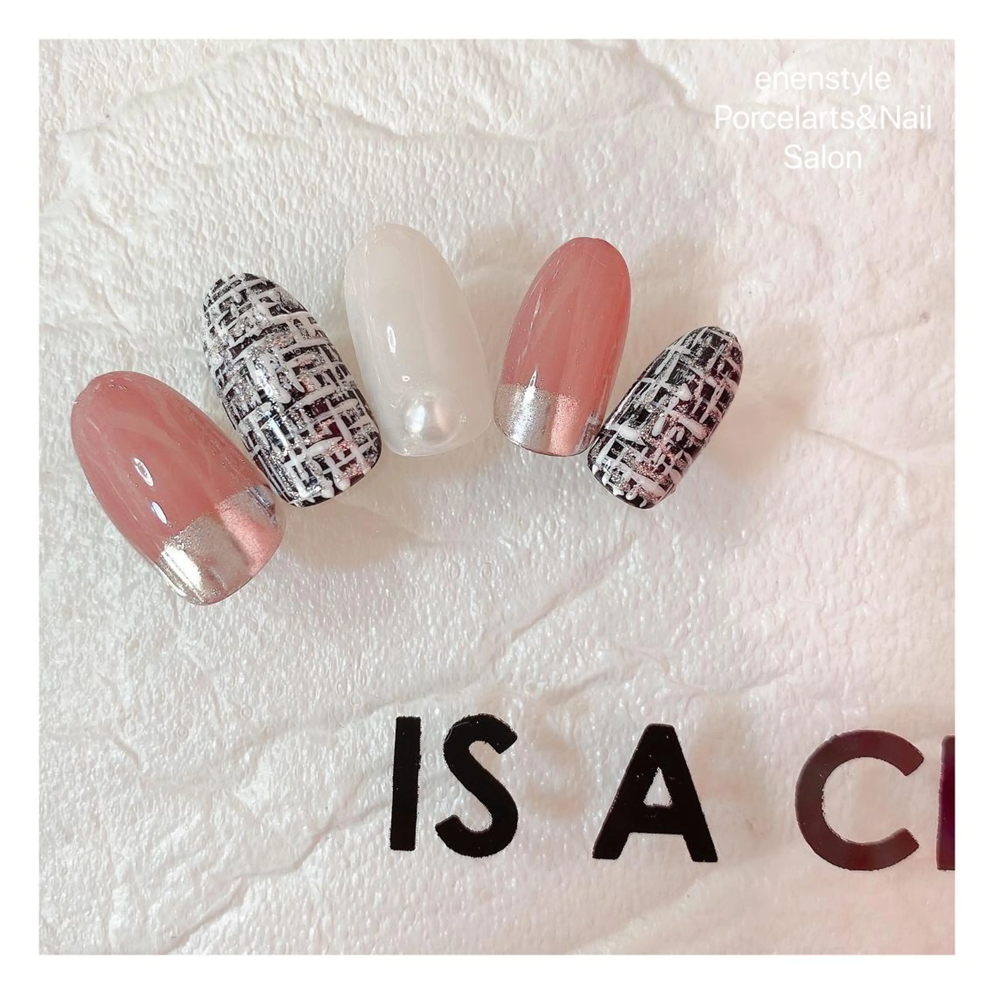 ミディアム ネイル 👑enen style👑のネイルデザイン