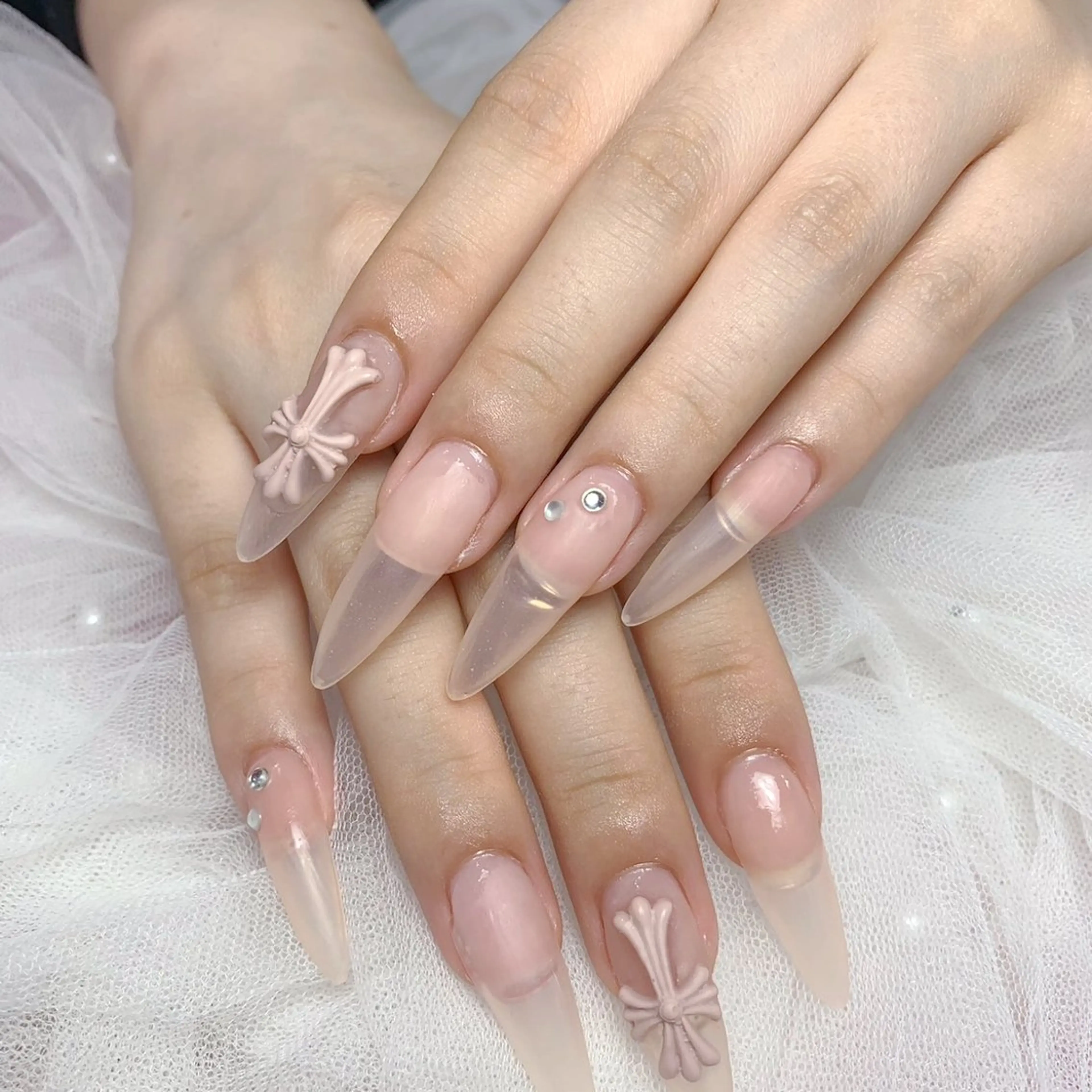 ネイル ハンドネイル Jr.ネイリスト🤍 【Alissa】新栄のネイルデザイン