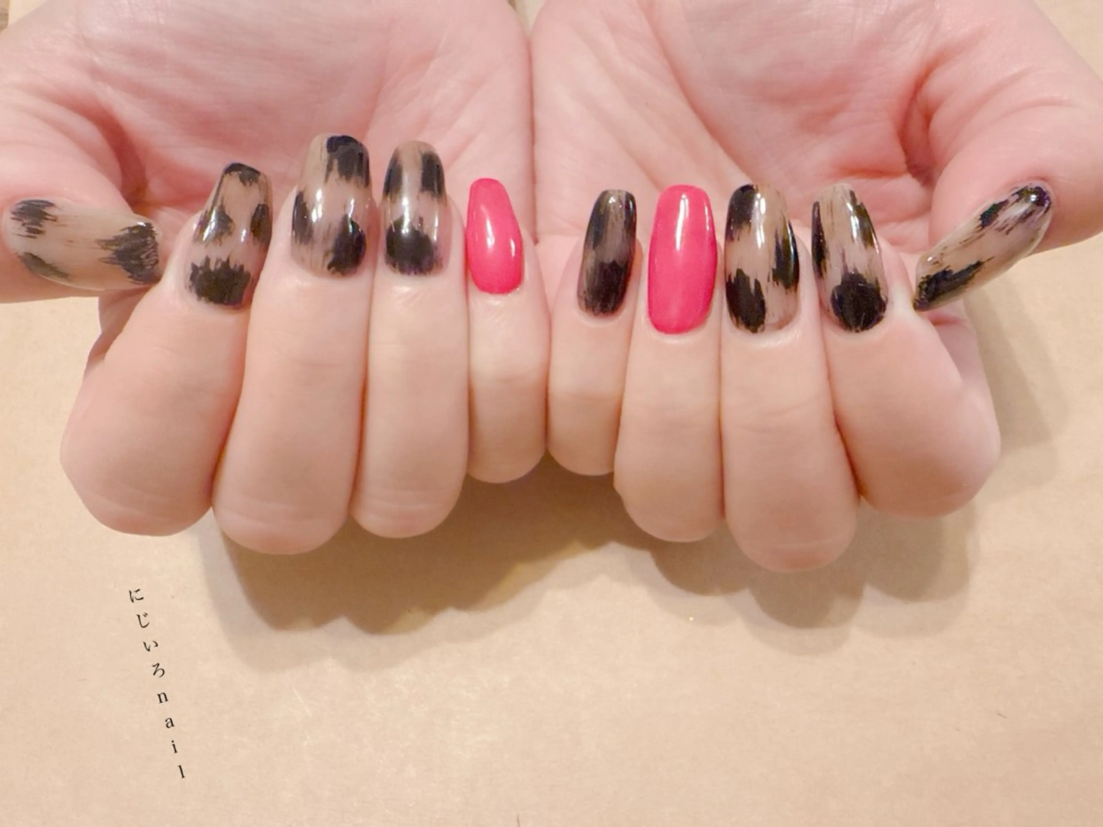 ネイル にじいろ nailのネイルデザイン
