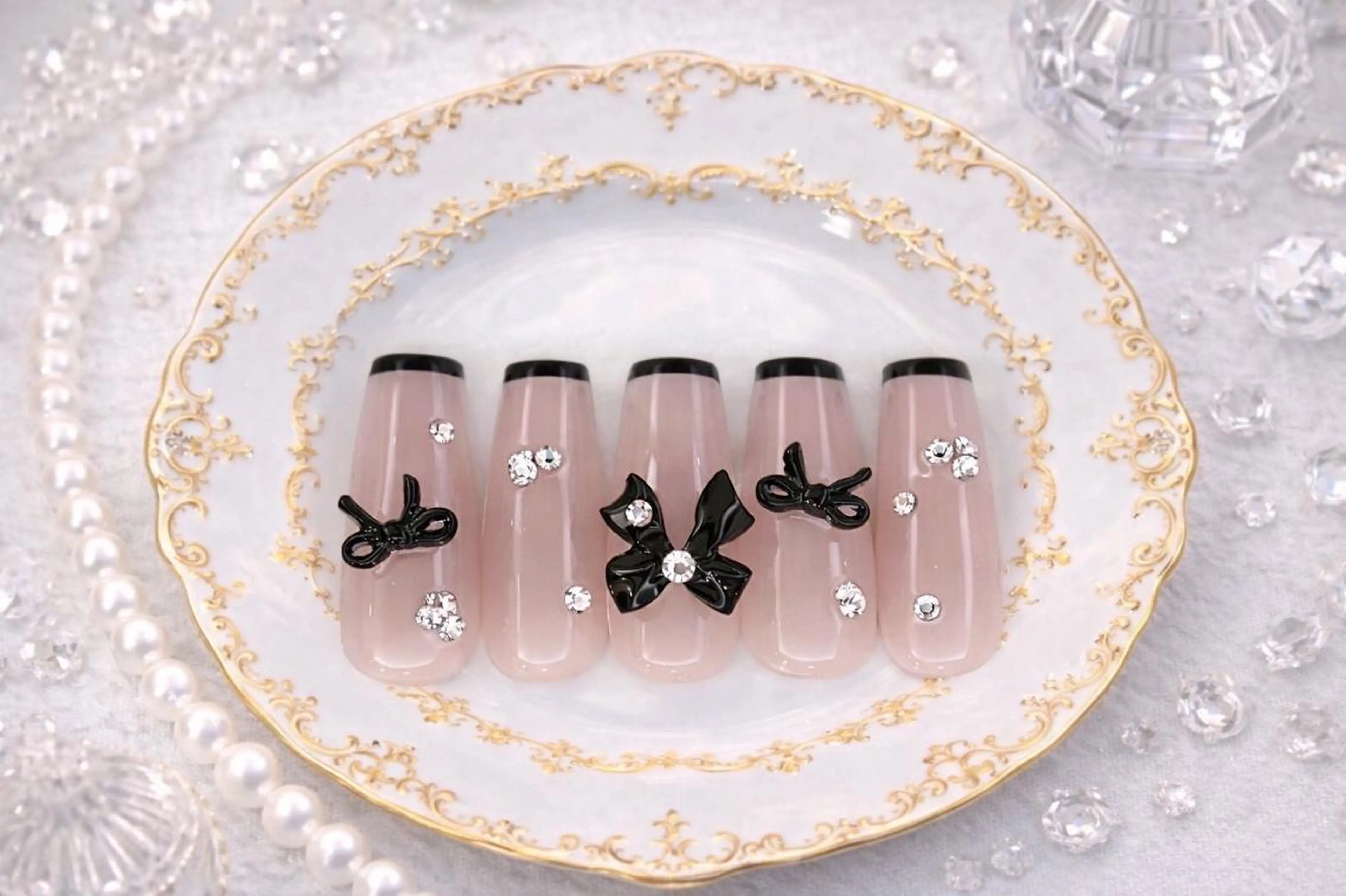 ネイル ロングネイル ワンホンネイル 南森町rebest 💅nailのネイルデザイン