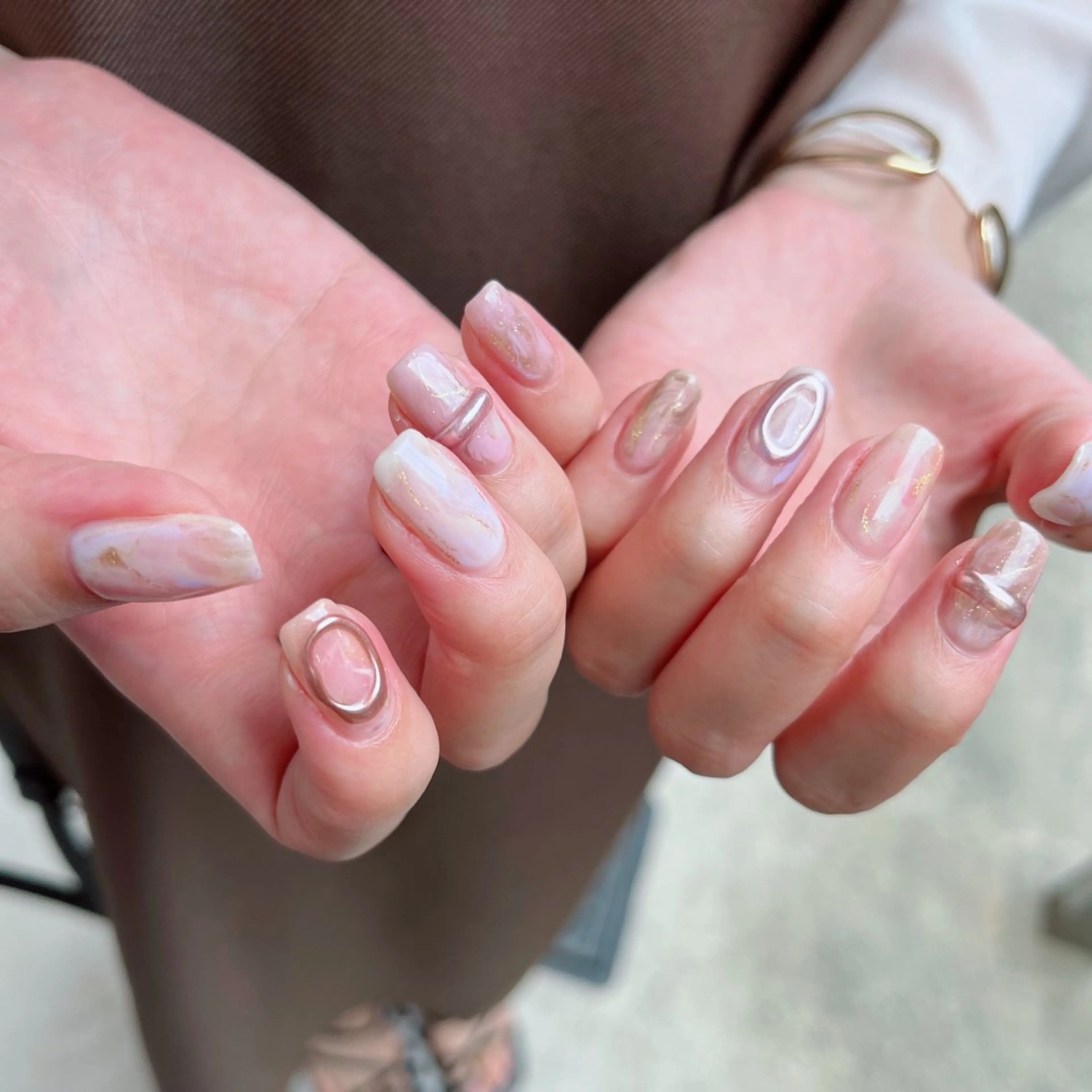ネイル ブラウン 大理石ネイル(マーブル) ニュアンスネイル ピンク ruirui.naildesign所属・RUI ☆のネイルデザイン