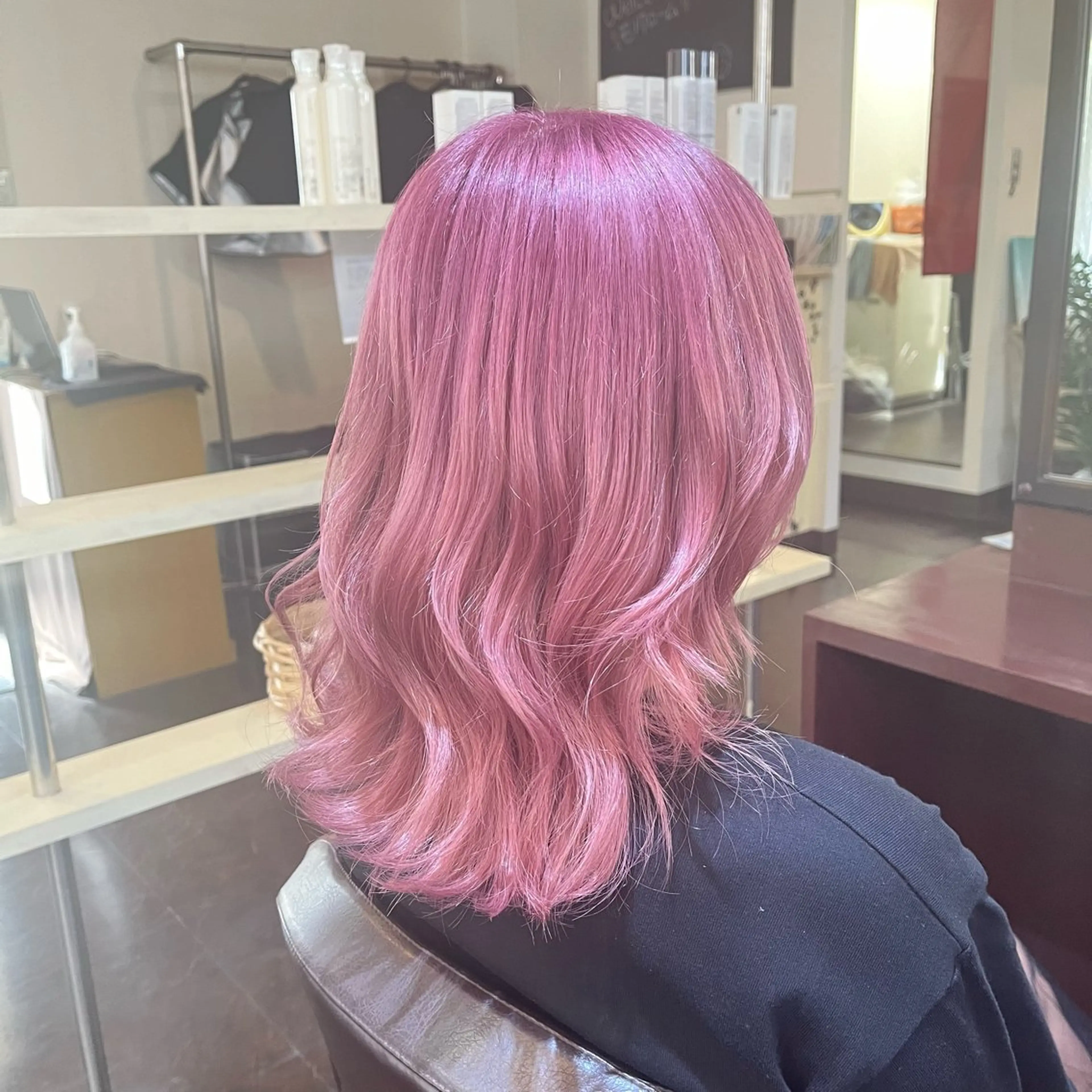 ミディアム カラー ラベンダーカラー ラベンダーピンク ピンクカラー エクステ 編み込みエクステ/ ハイトーン りょすけのヘアスタイル