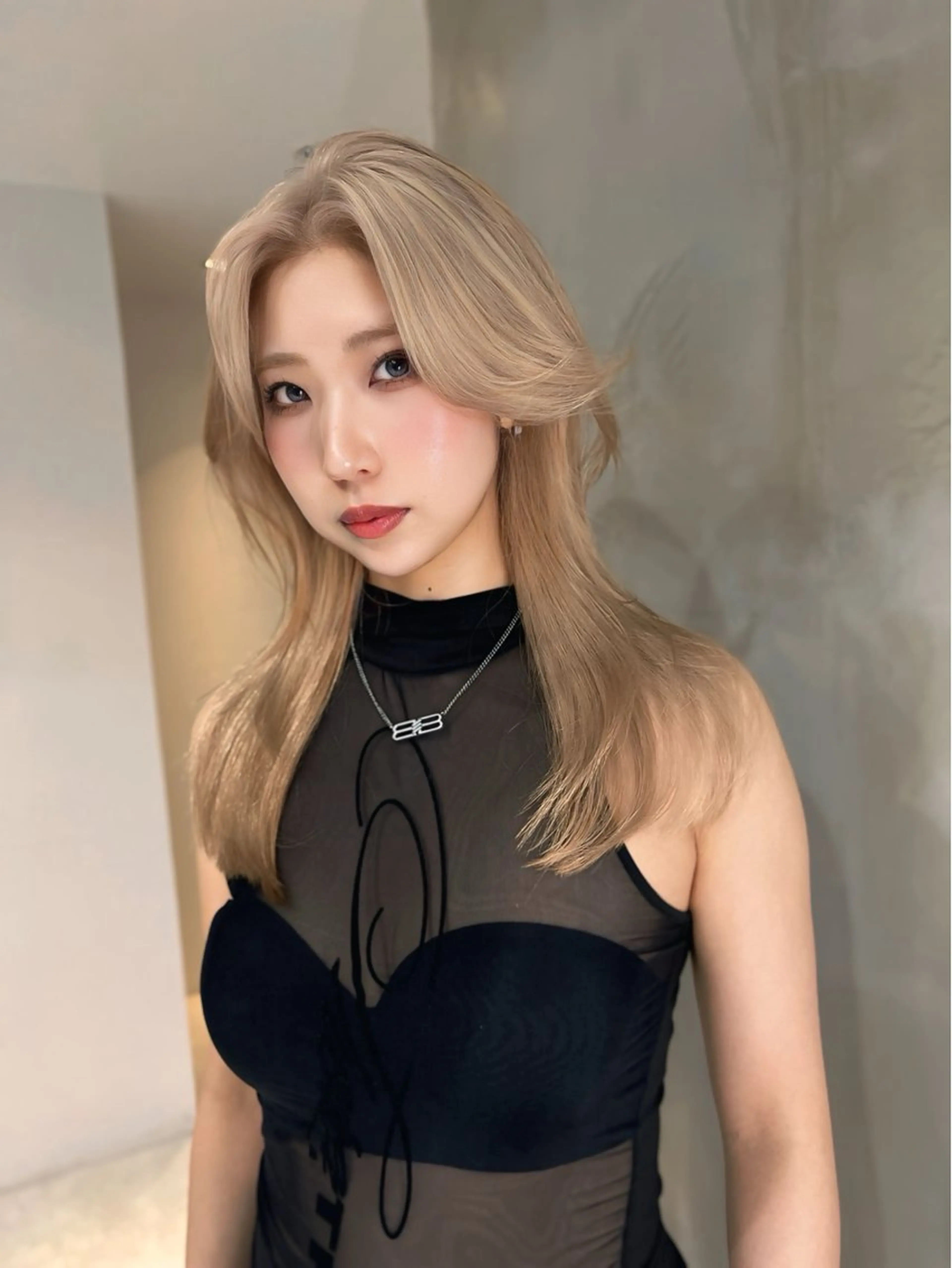 ロング カット ヘアカラー トリートメント 海野翔吾🇨🇳 ワンホンレイヤーのヘアスタイル