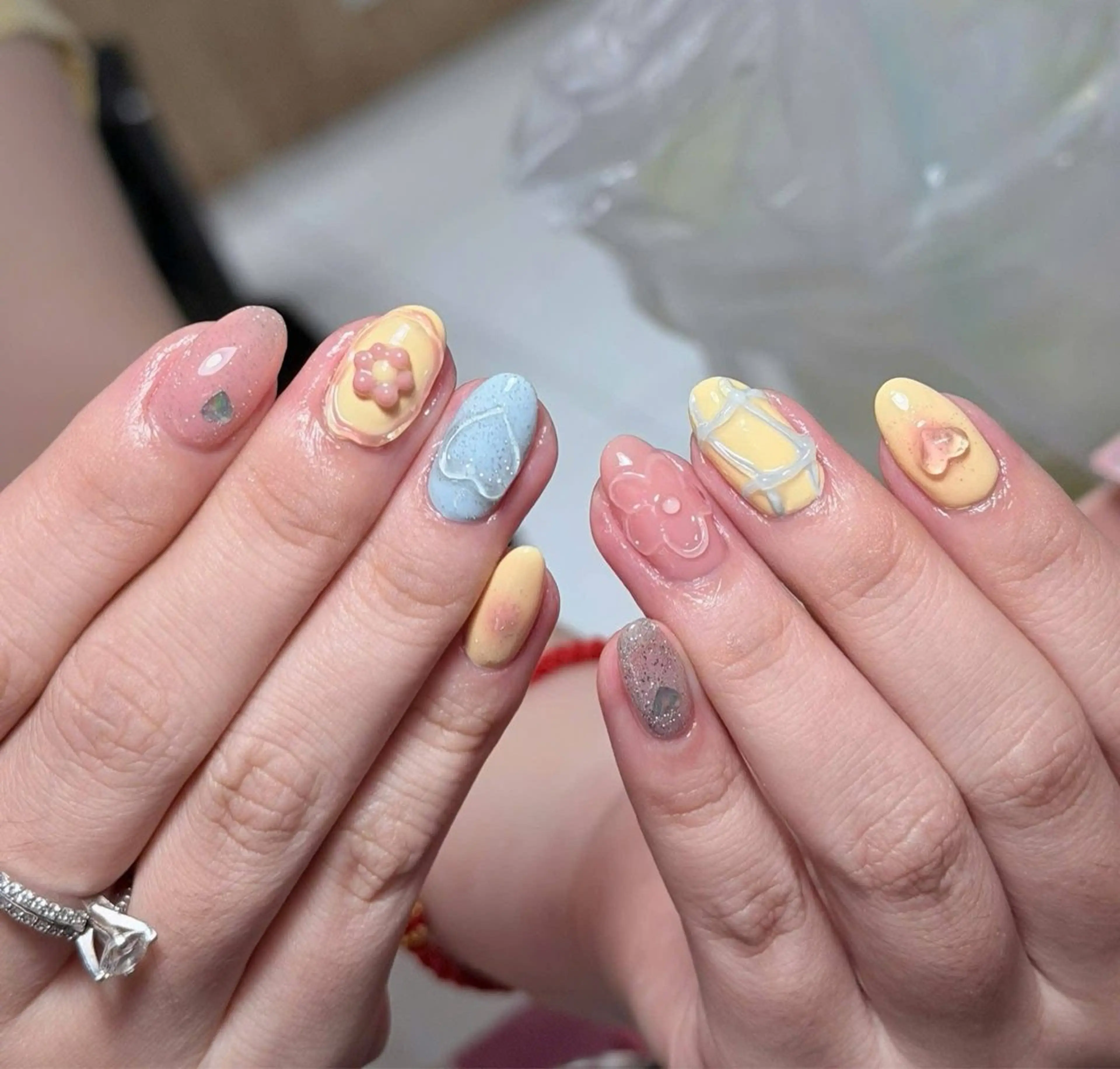 ネイル オーロラネイル ブルー チークネイル 長さ出し フットネイル ハンドネイル JIN 168 新大久保のネイルデザイン