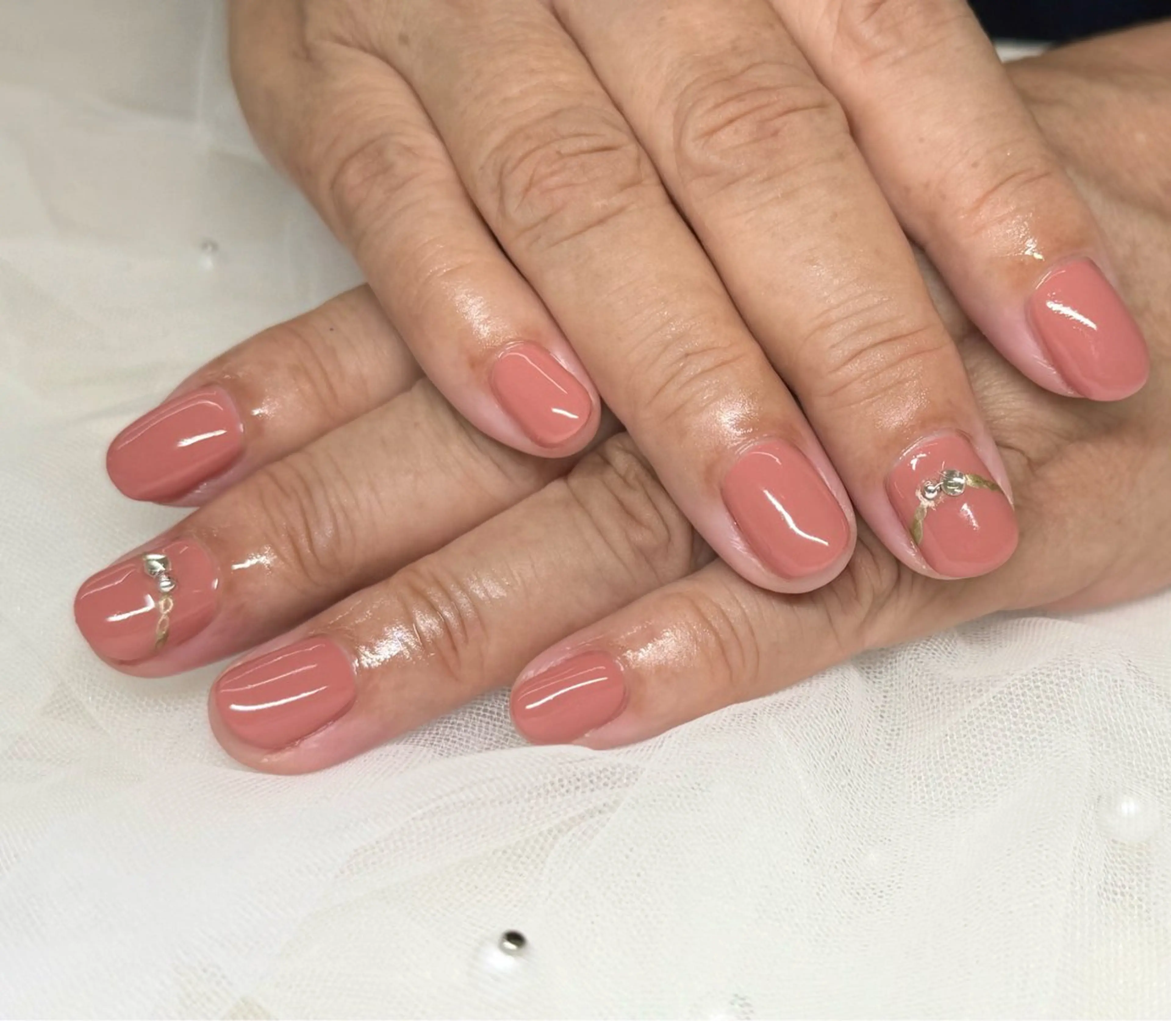 ネイル シンプルネイル salone Regina 【サローネ レジーナ】所属・Regina Marinaのネイルデザイン