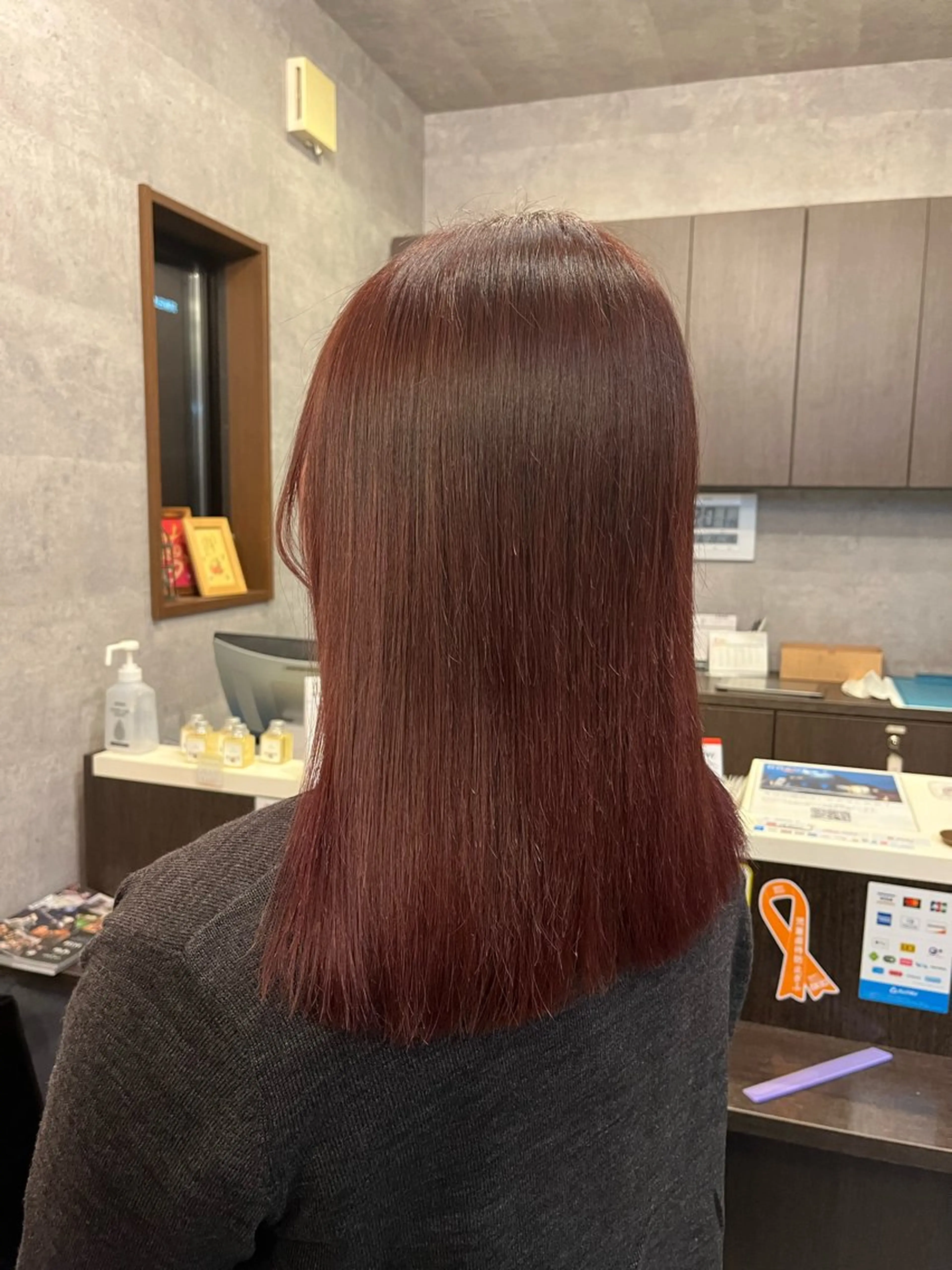 ミディアム カラー イロアイヘアー Renのヘアスタイル