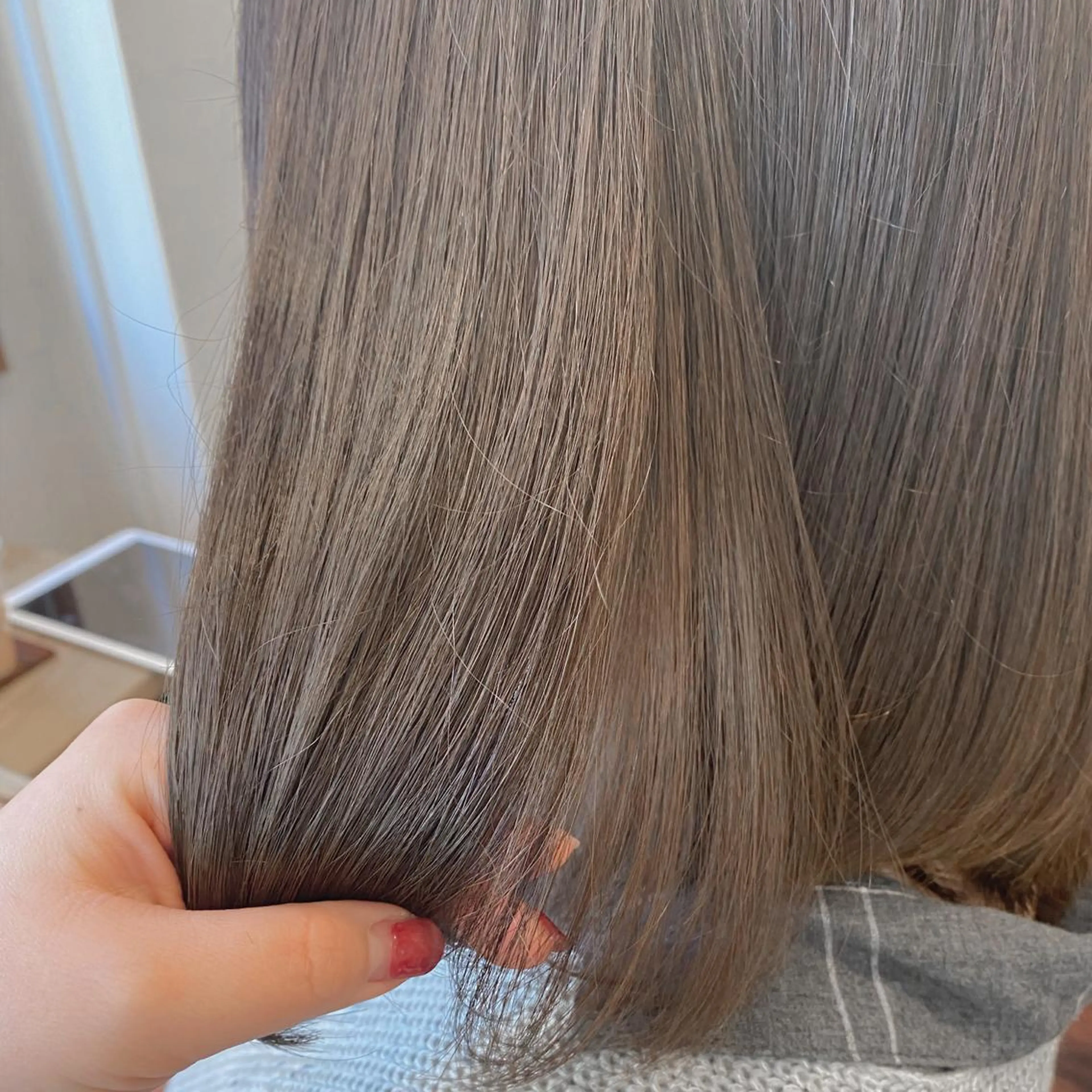 ショート カラー ベージュカラー 透明感カラー ミント ミントベージュ ダメージレスサロン✨ kayo🌱のヘアスタイル