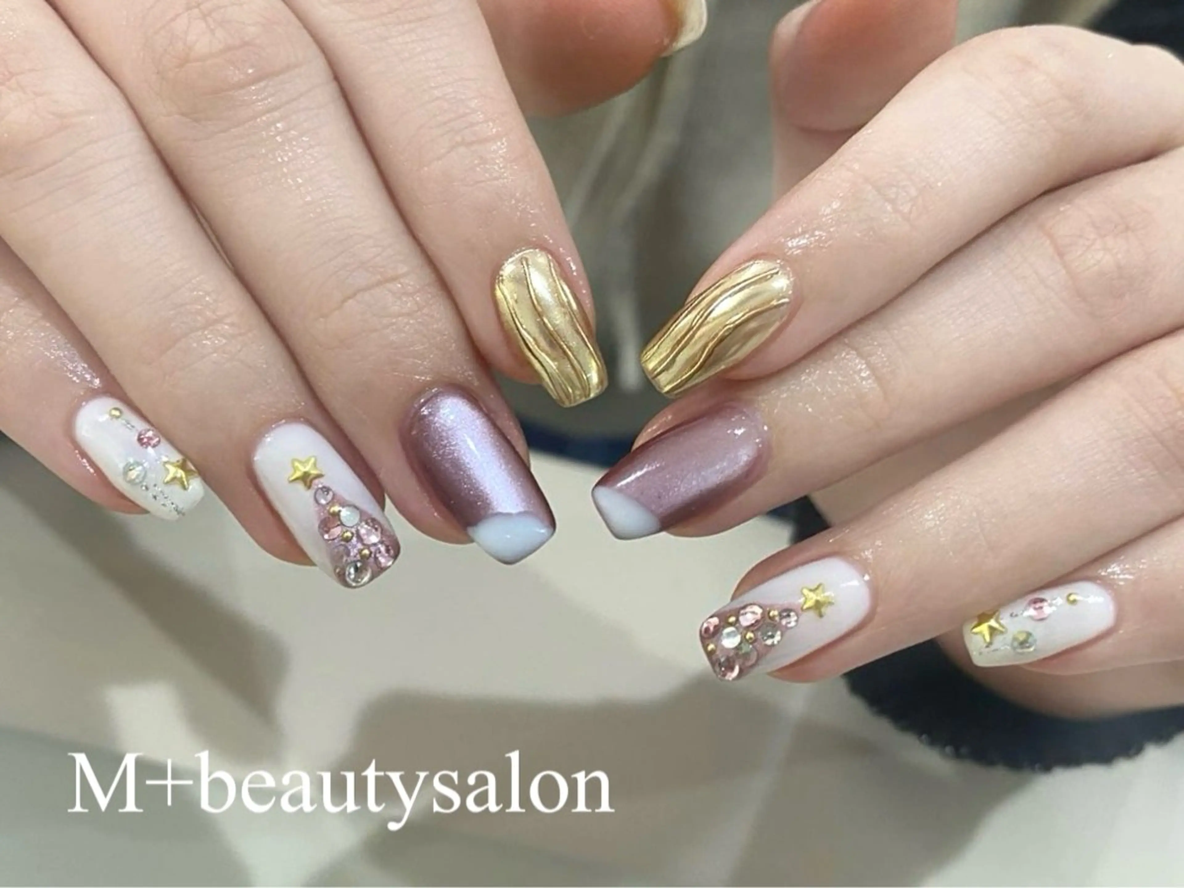 ネイル M+  Beauty Salonのネイルデザイン