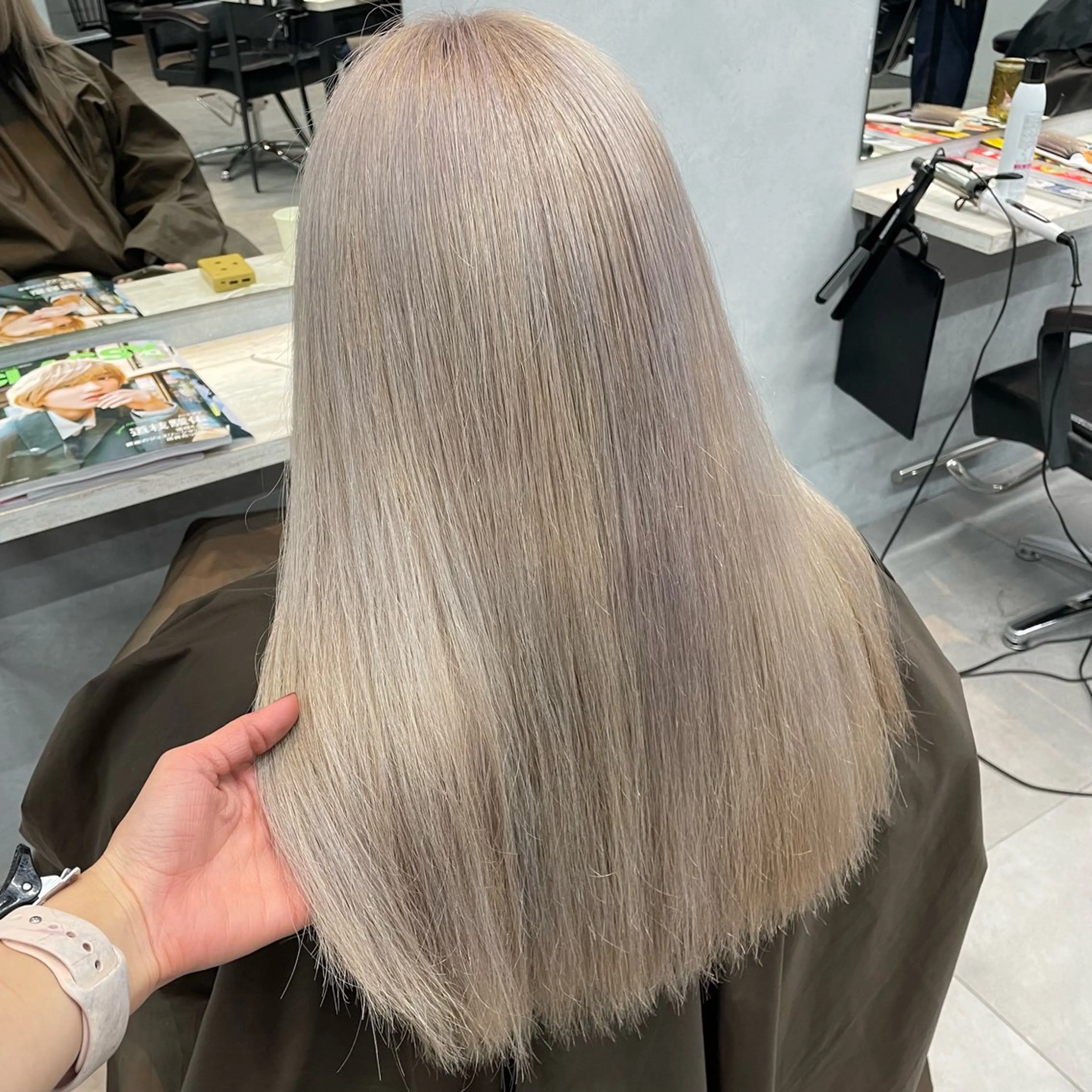 ロング カット ヘアカラー 🫧艶髪/ブリーチ 🐳honami🫧のヘアスタイル