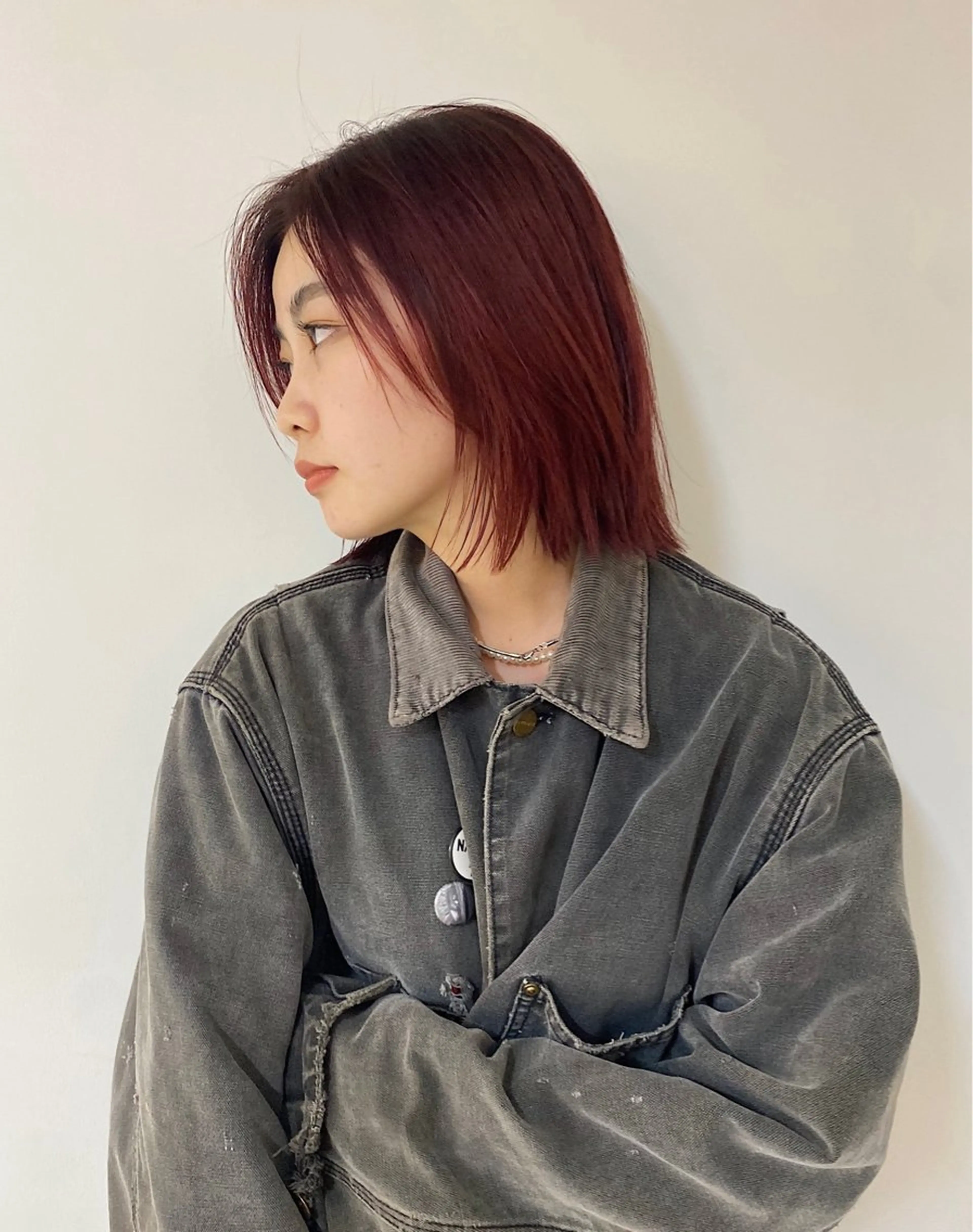 ショート カラー ブリーチ レッドカラー 竹中 彩音のヘアスタイル