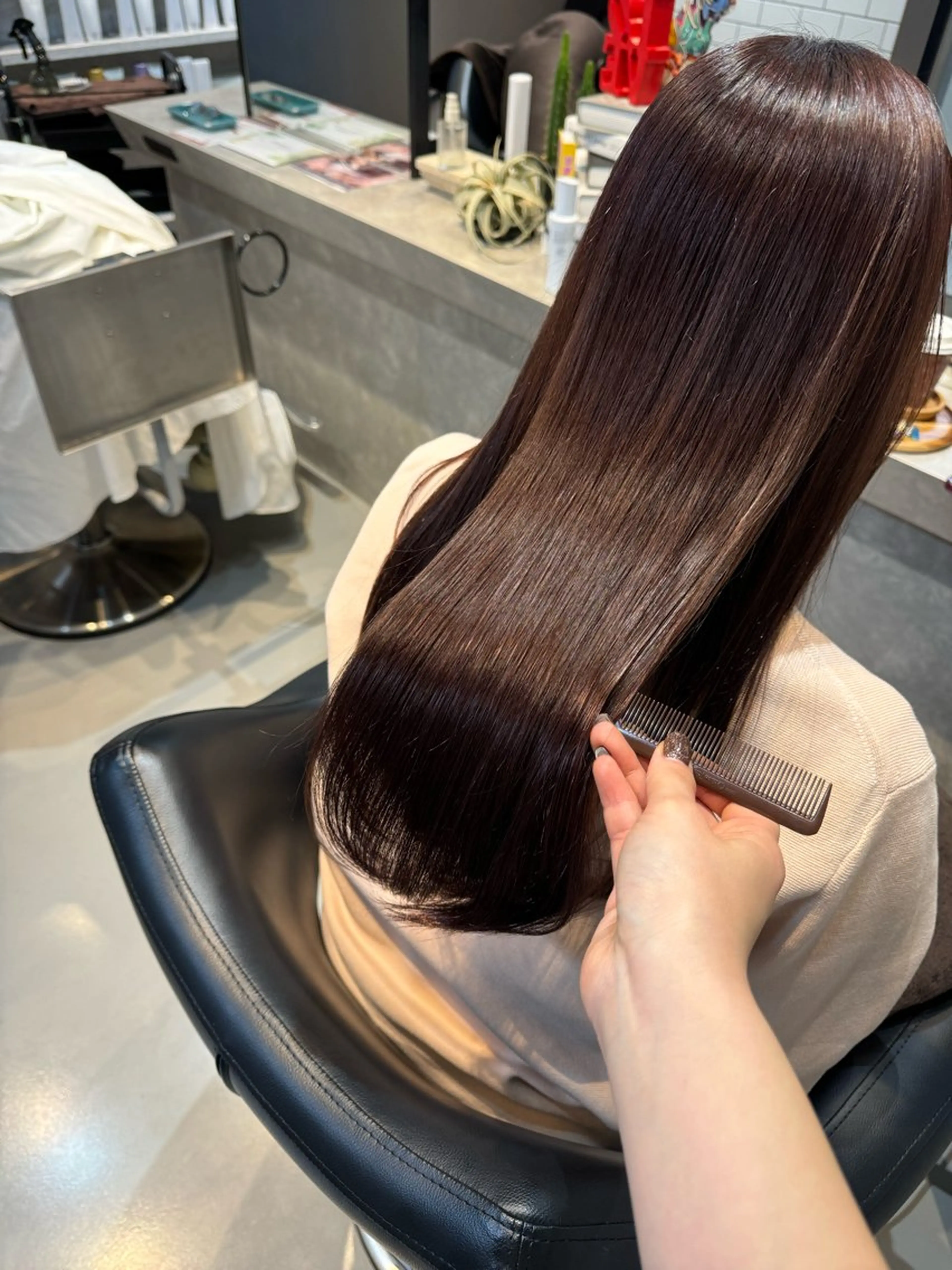 ロング カラー ベージュカラー ブリーチ 透明感カラー ブリーチなしカラー パープルカラー ヘアカラー 髪質改善×艶カラー Haruのヘアスタイル