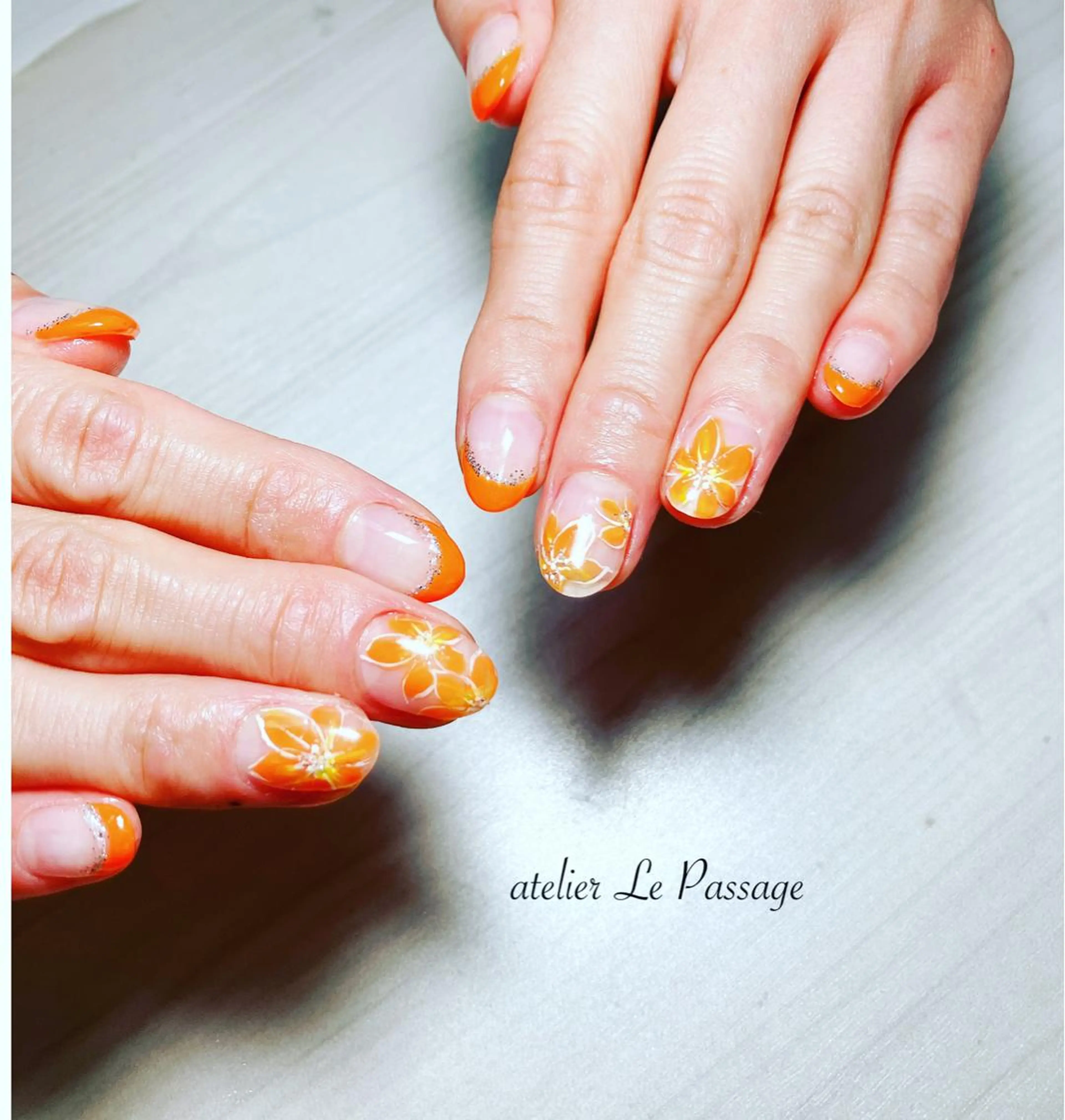 ネイル フラワーネイル フレンチネイル ジェルネイル オフィスネイル パラジェル h nakatsukaのネイルデザイン