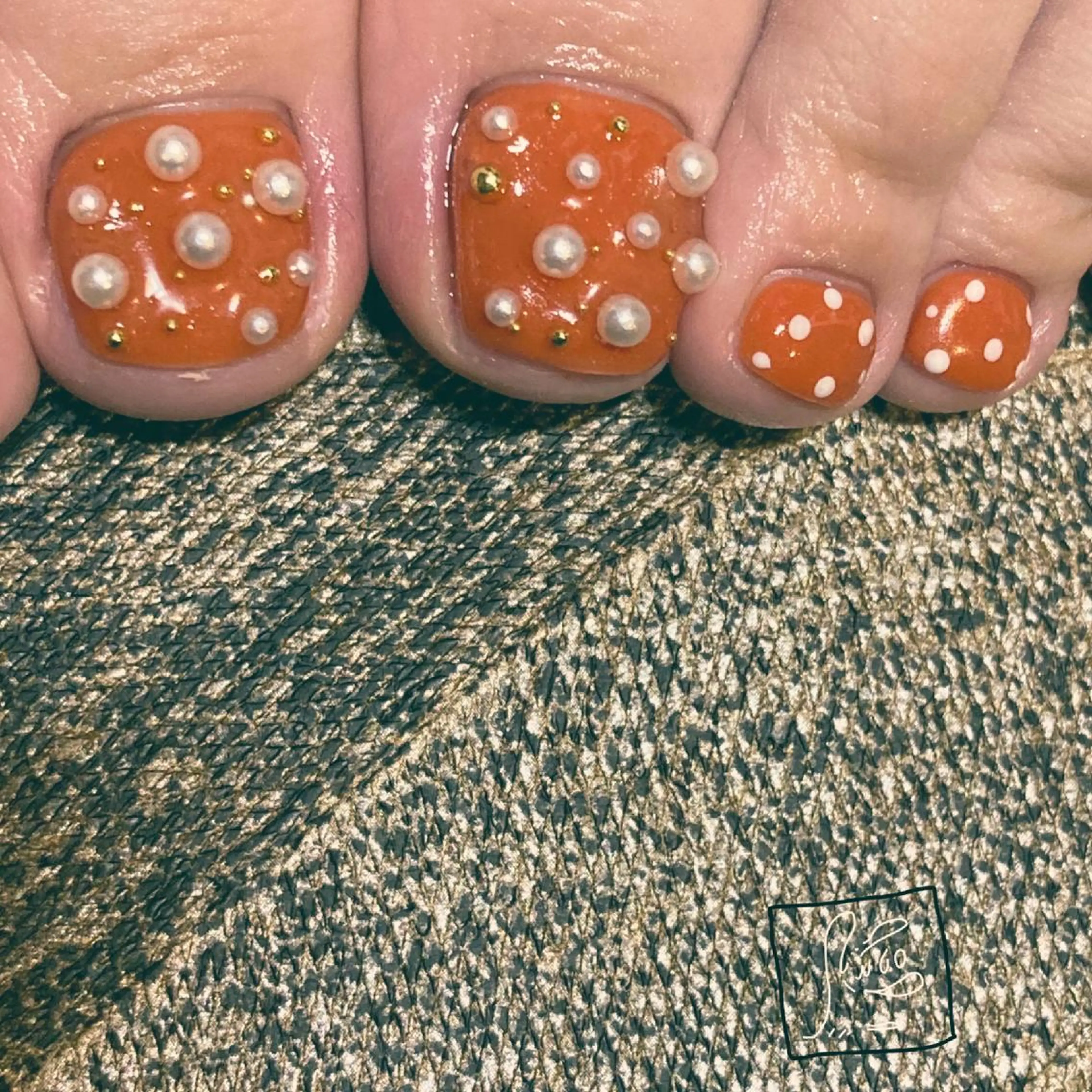 ネイル アートネイル クリアネイル フットネイル ニュアンスネイル ワンカラーネイル フットネイル chik所属・hamaguchi licoのネイルデザイン