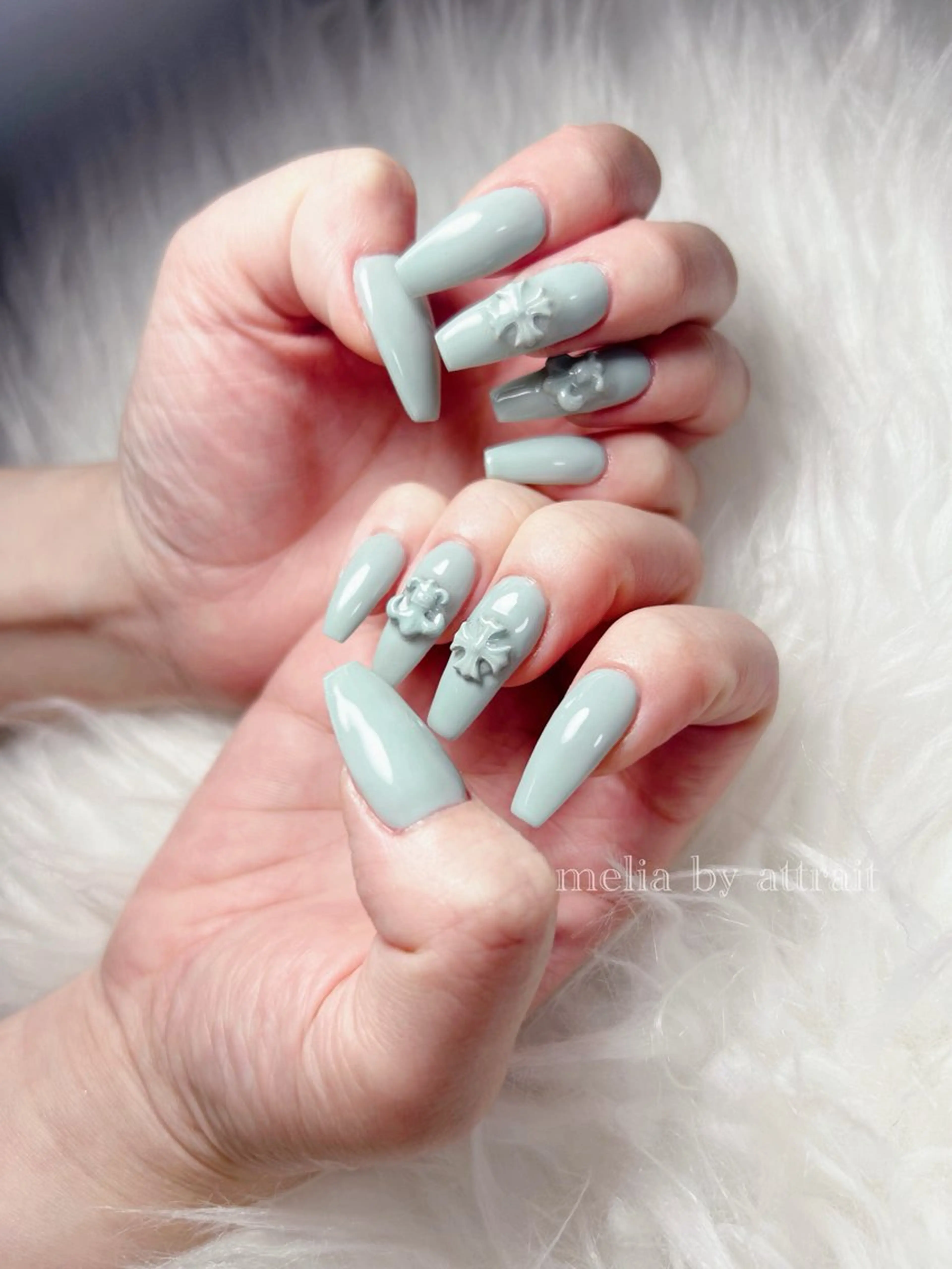 ネイル ロングネイル 持ち込み シンプルネイル Melia by attrait🌿杏のネイルデザイン