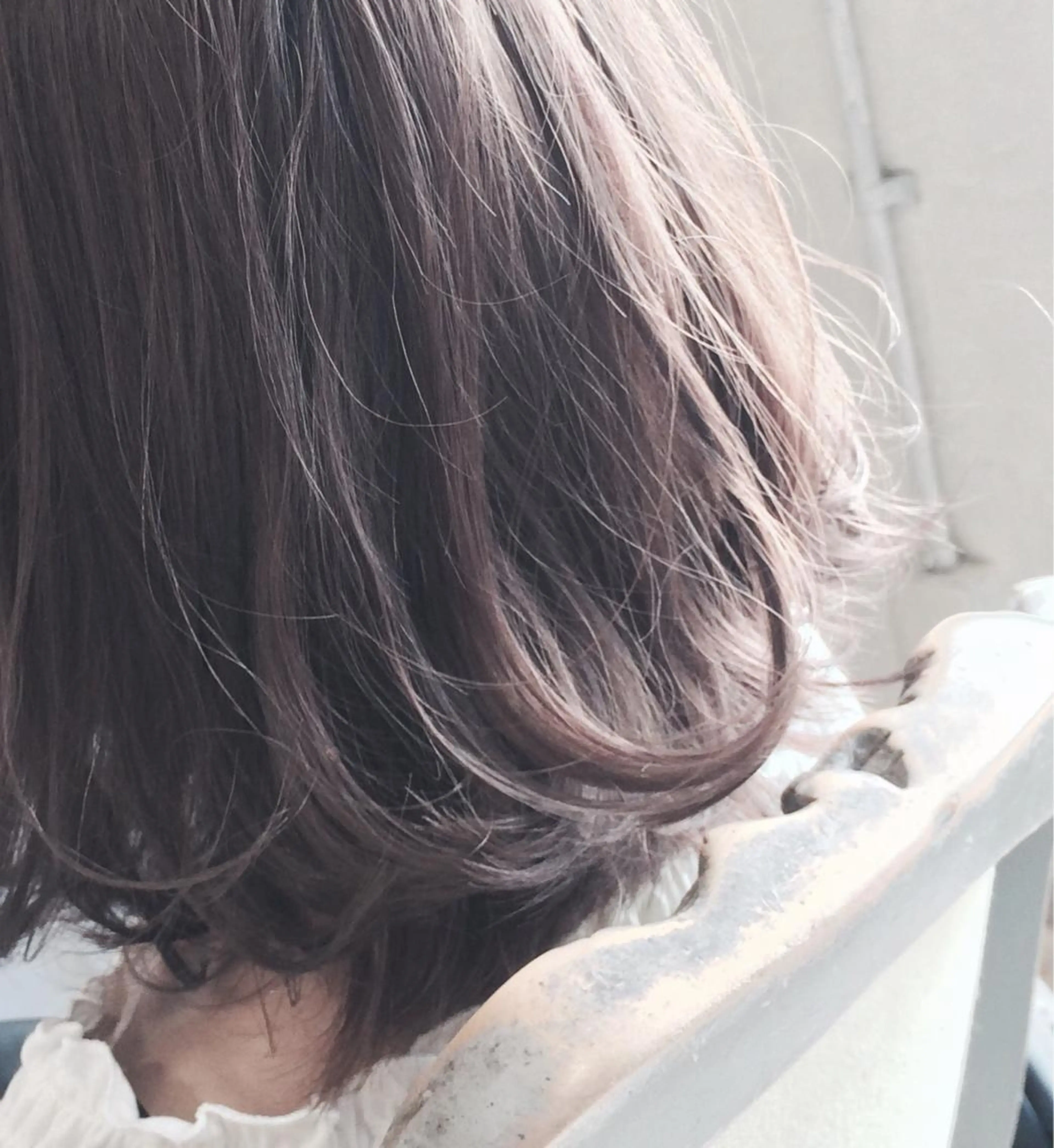 ショート カラー グレージュ 山口 悟のヘアスタイル