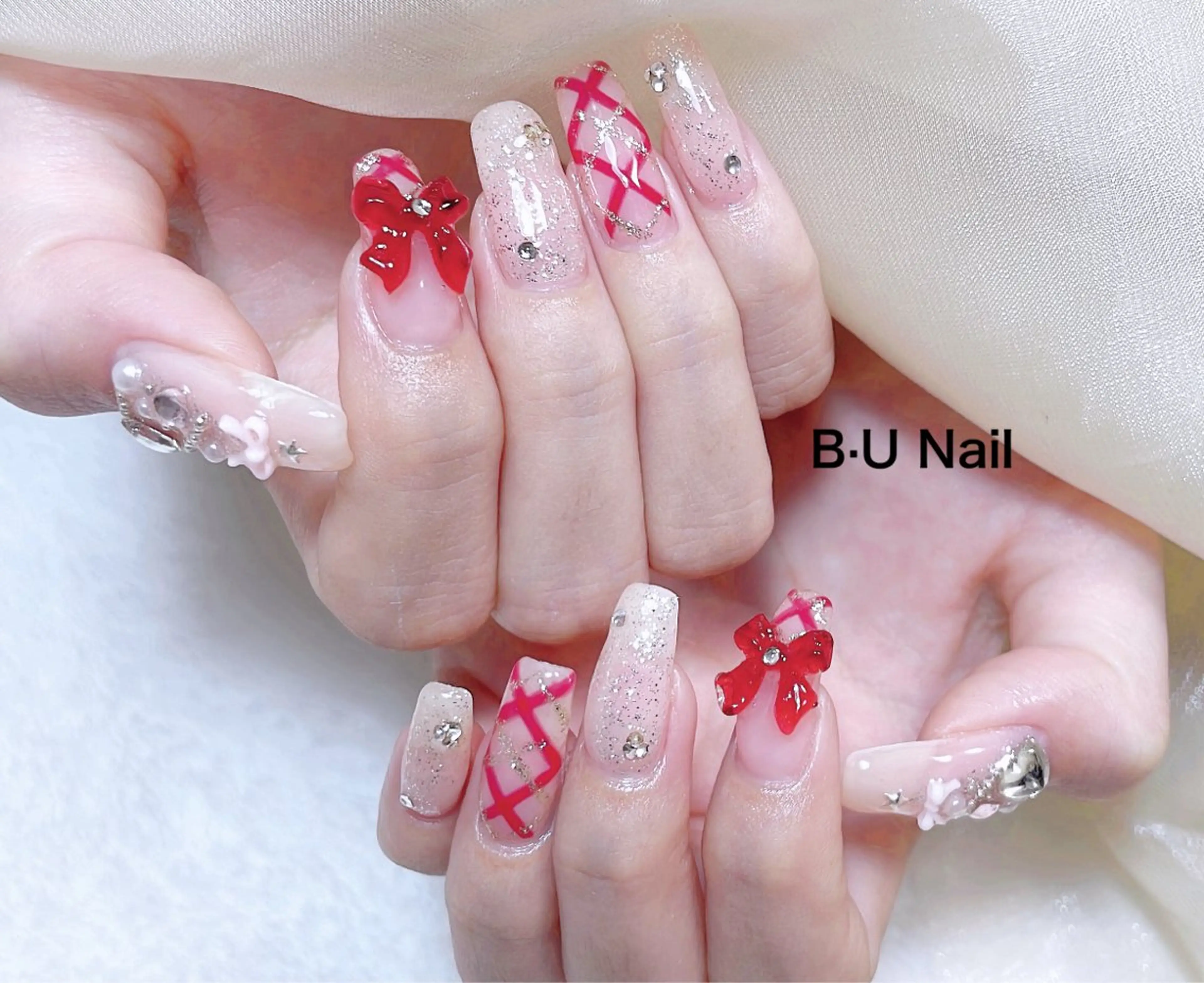 ネイル アニマル柄 アートネイル チークネイル フラッシュネイル フットネイル ハンドネイル B·U Nail大宮 長さだし専門店のネイルデザイン