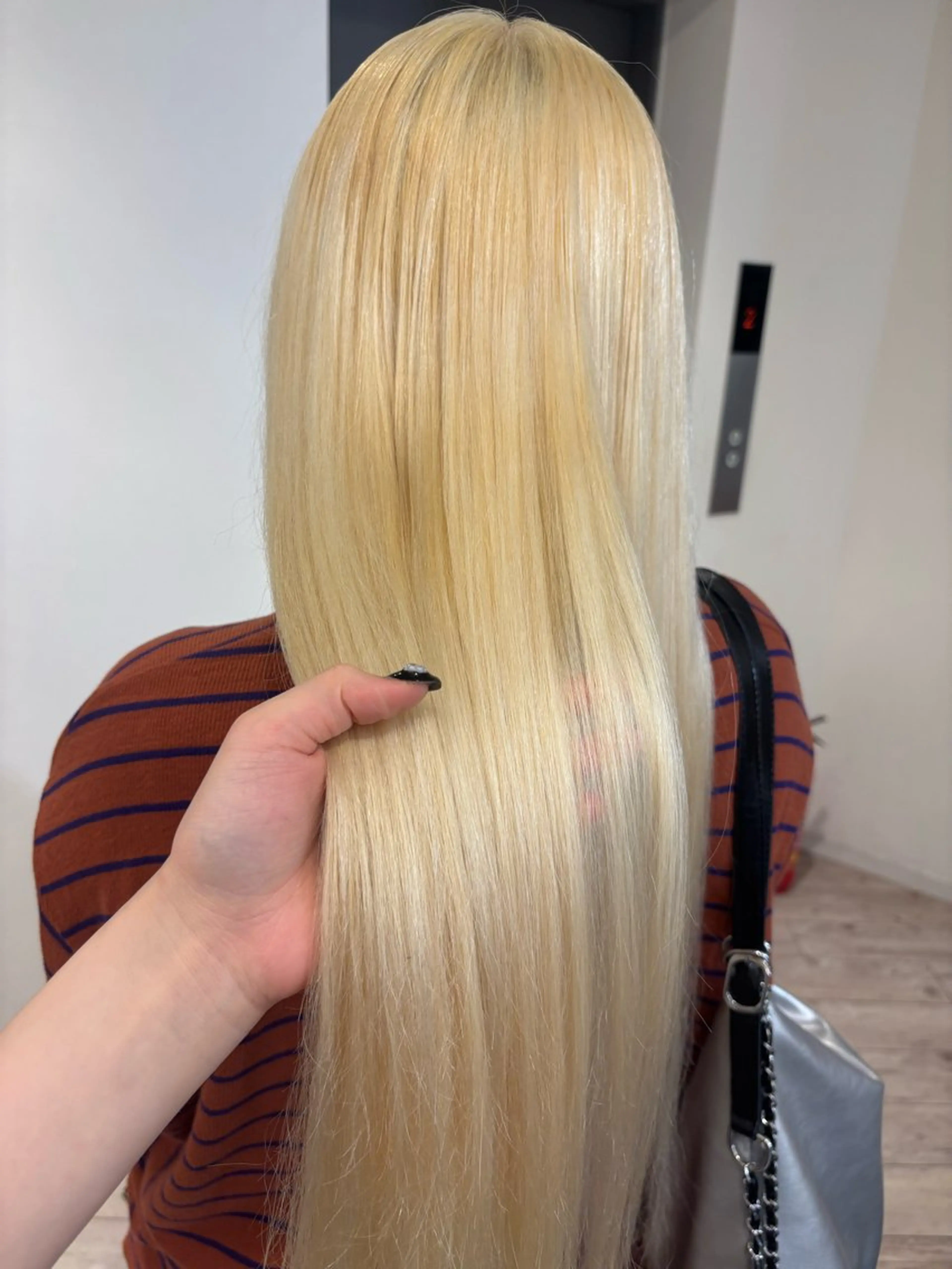 ロング Loob.TOKYO YUUNAのヘアスタイル