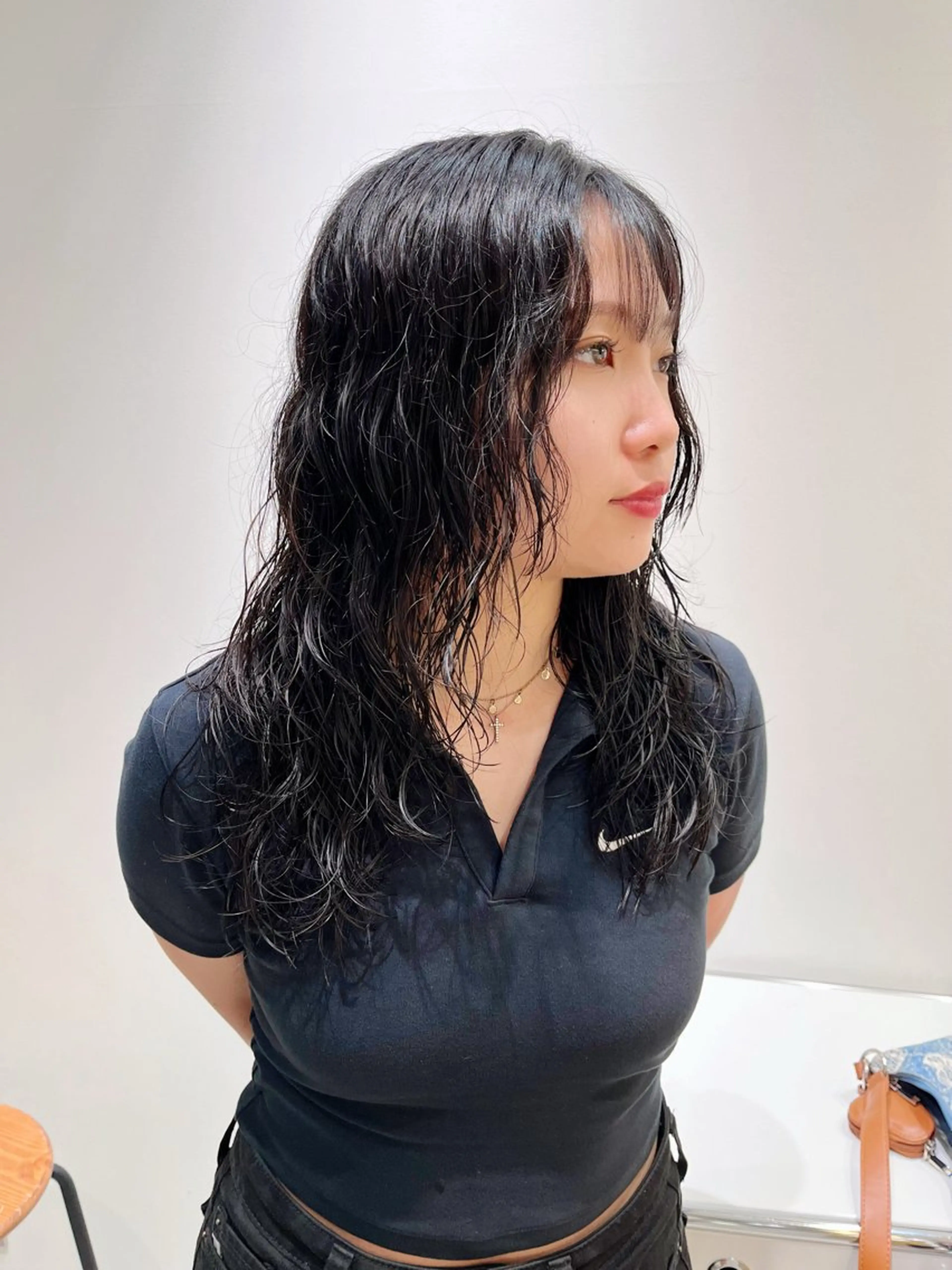 セミロング カラー パーマ セミロングパーマ ダークグレー レイヤーカット カット ヘアカラー パーマ 原宿パーマ/レイヤー /kazuのヘアスタイル