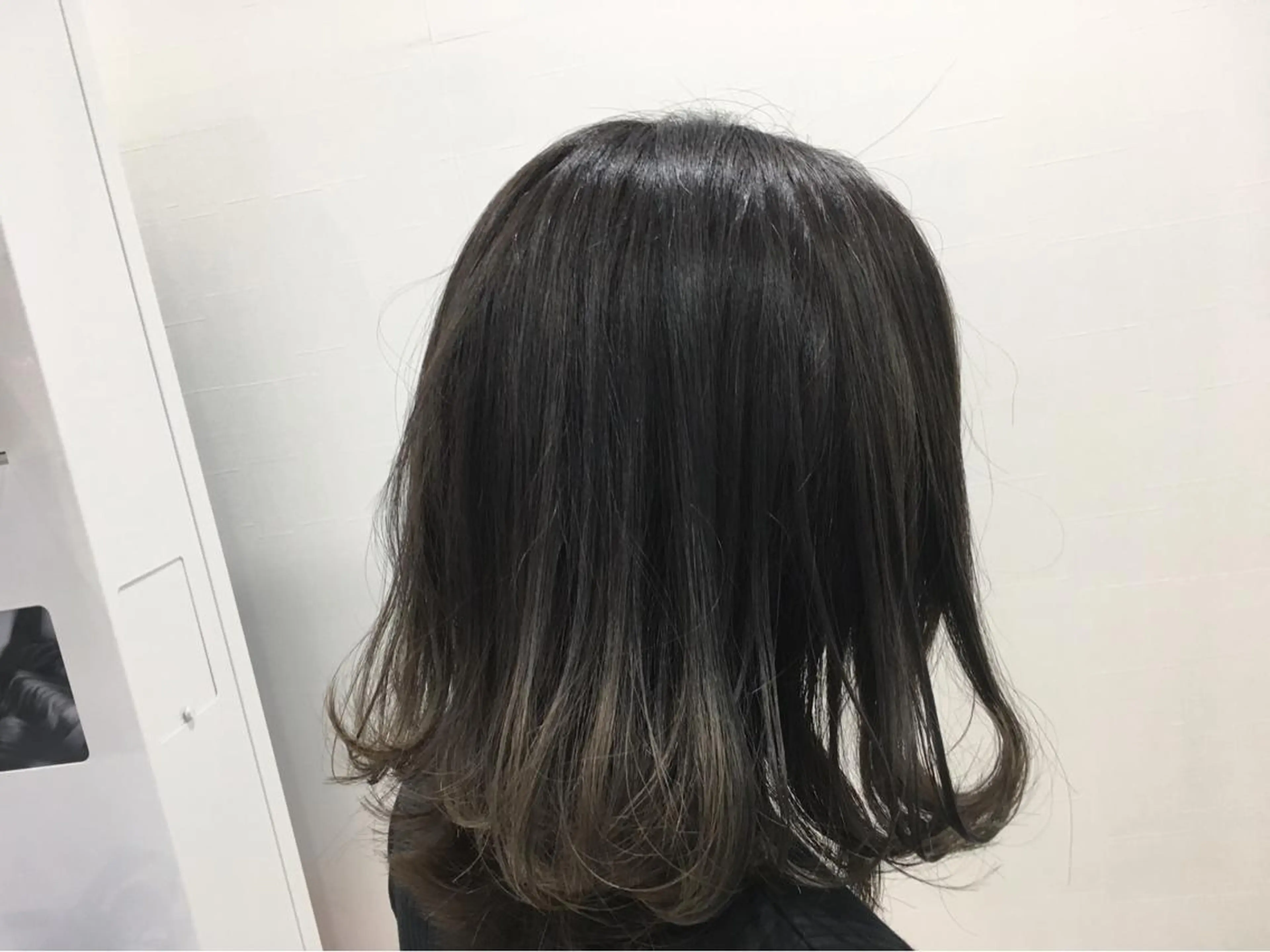 ミディアム クラッチムク博多小川 旭のヘアスタイル