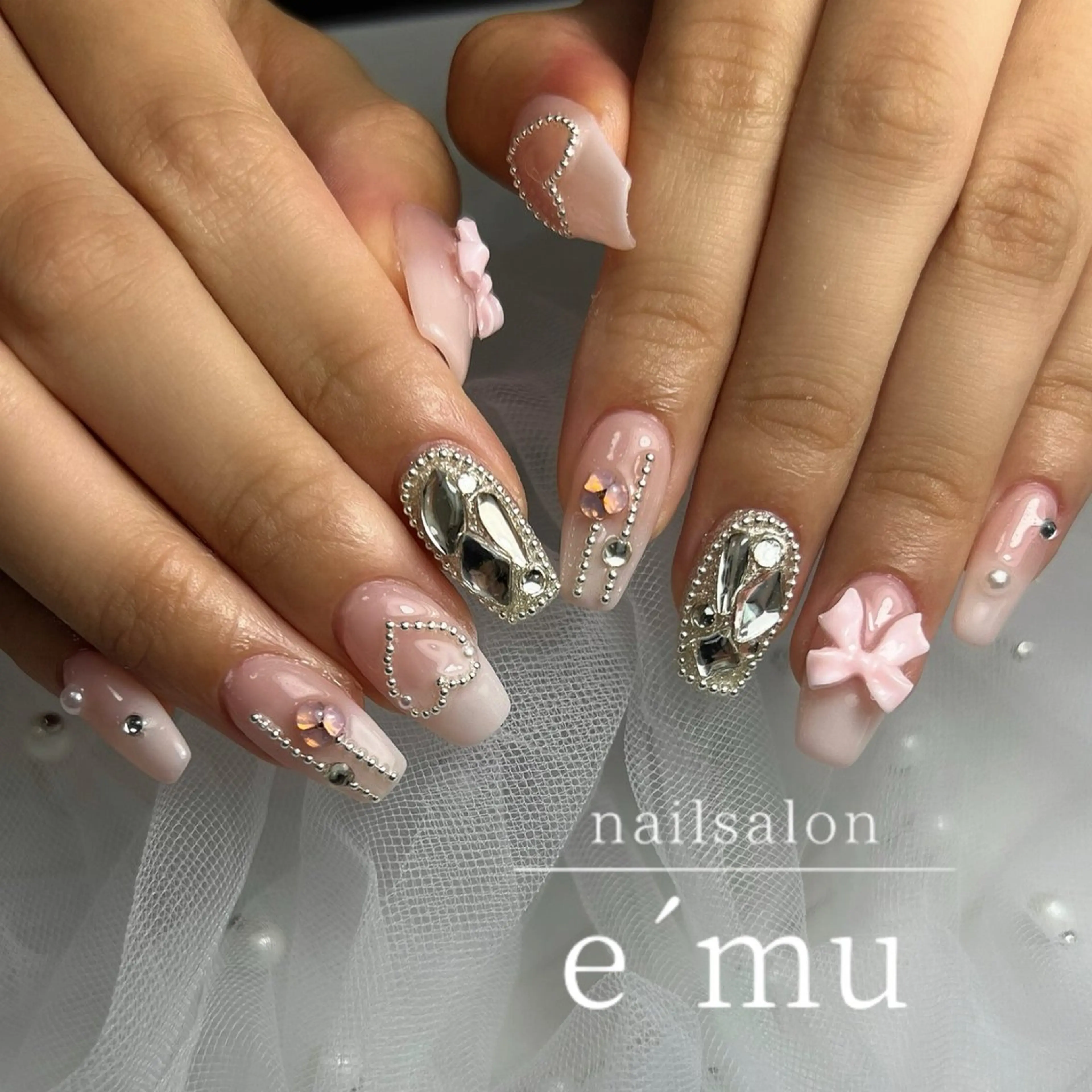 ネイル アートネイル ハンドネイル nailsalon e´muのネイルデザイン