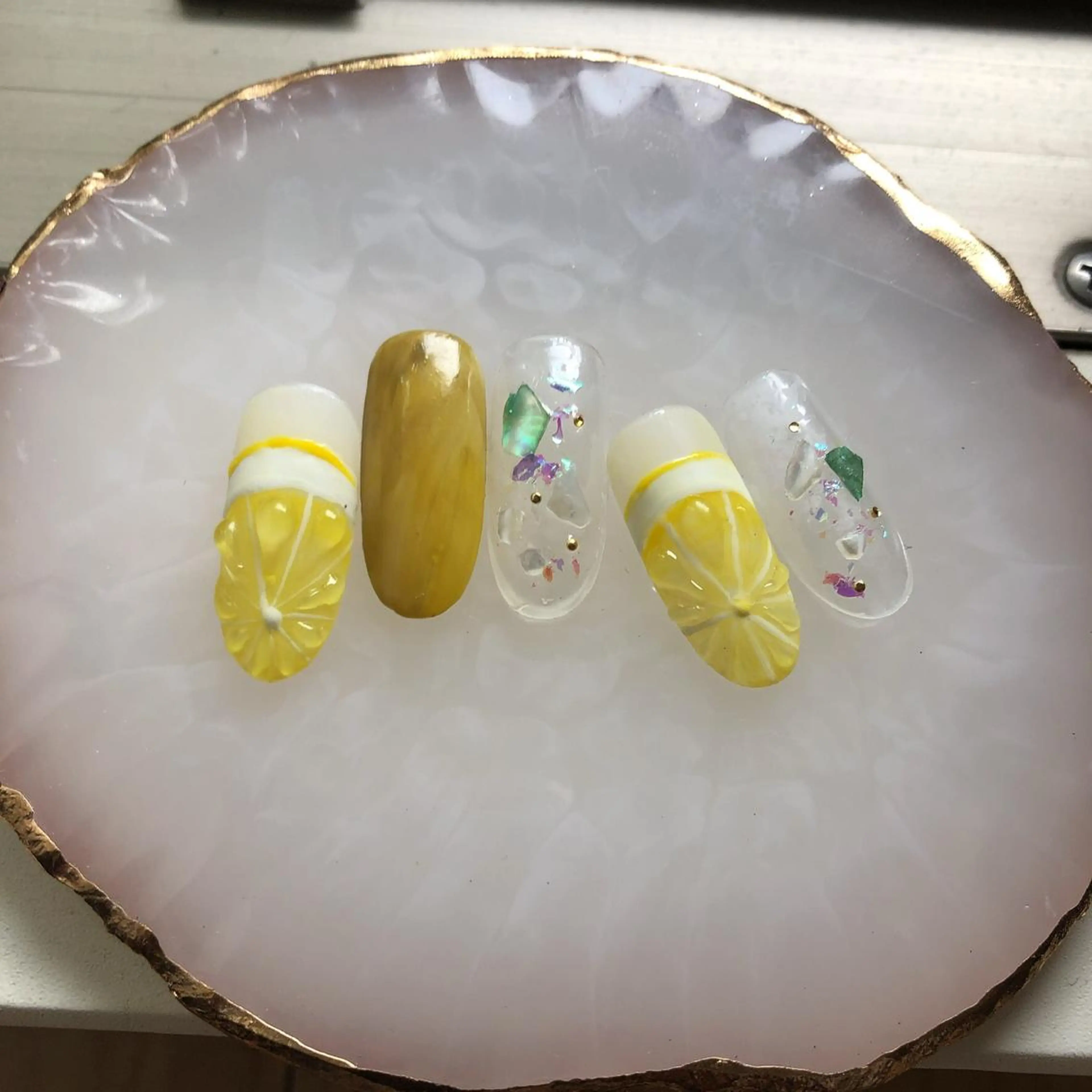 ネイル 奥園 良恵のネイルデザイン