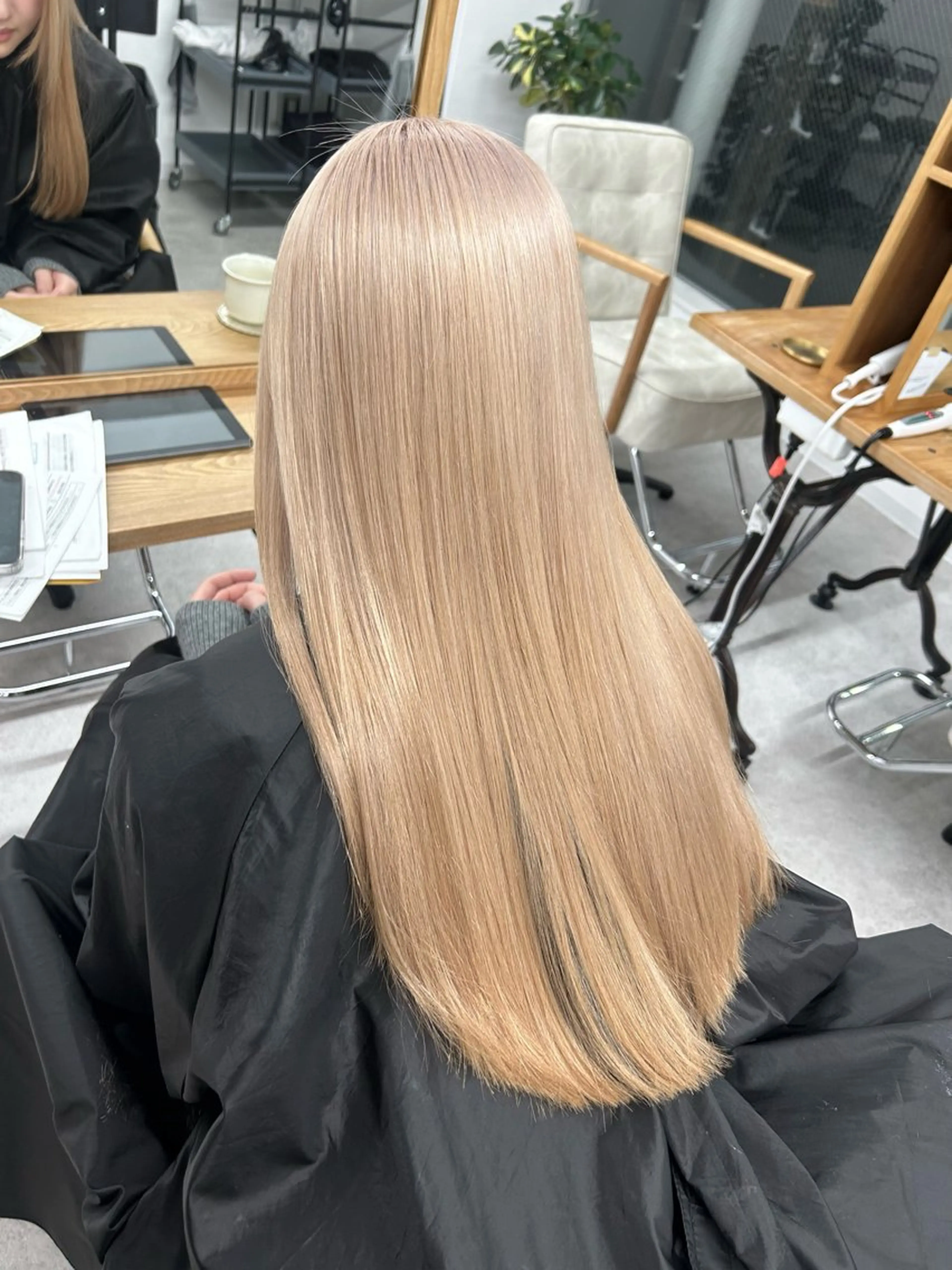 ロング カラー カット ヘアカラー トリートメント 韓国レイヤー/ハイ トーン/優太のヘアスタイル