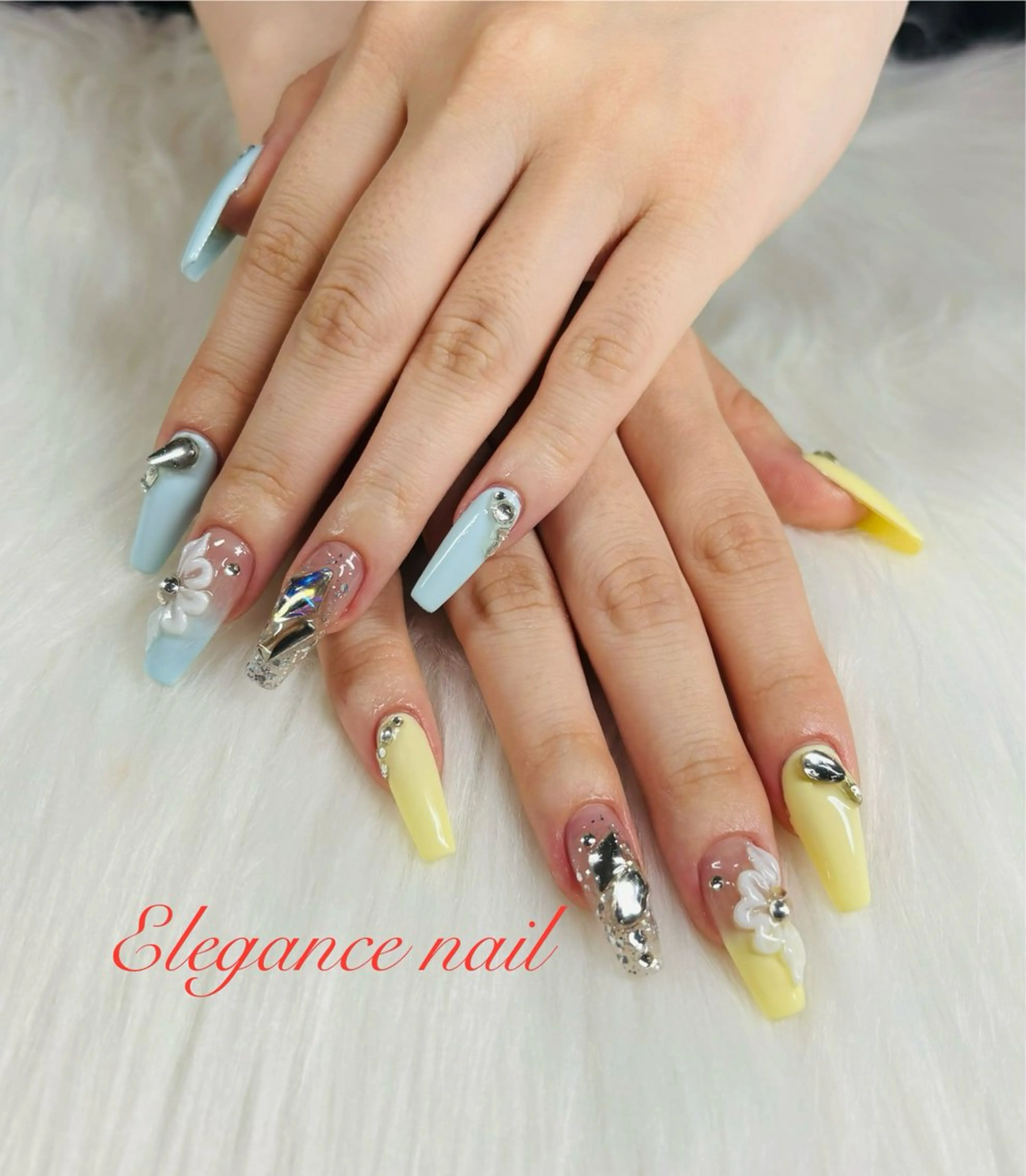 ネイル フットネイル Elegance Nail本厚木店舗のネイルデザイン
