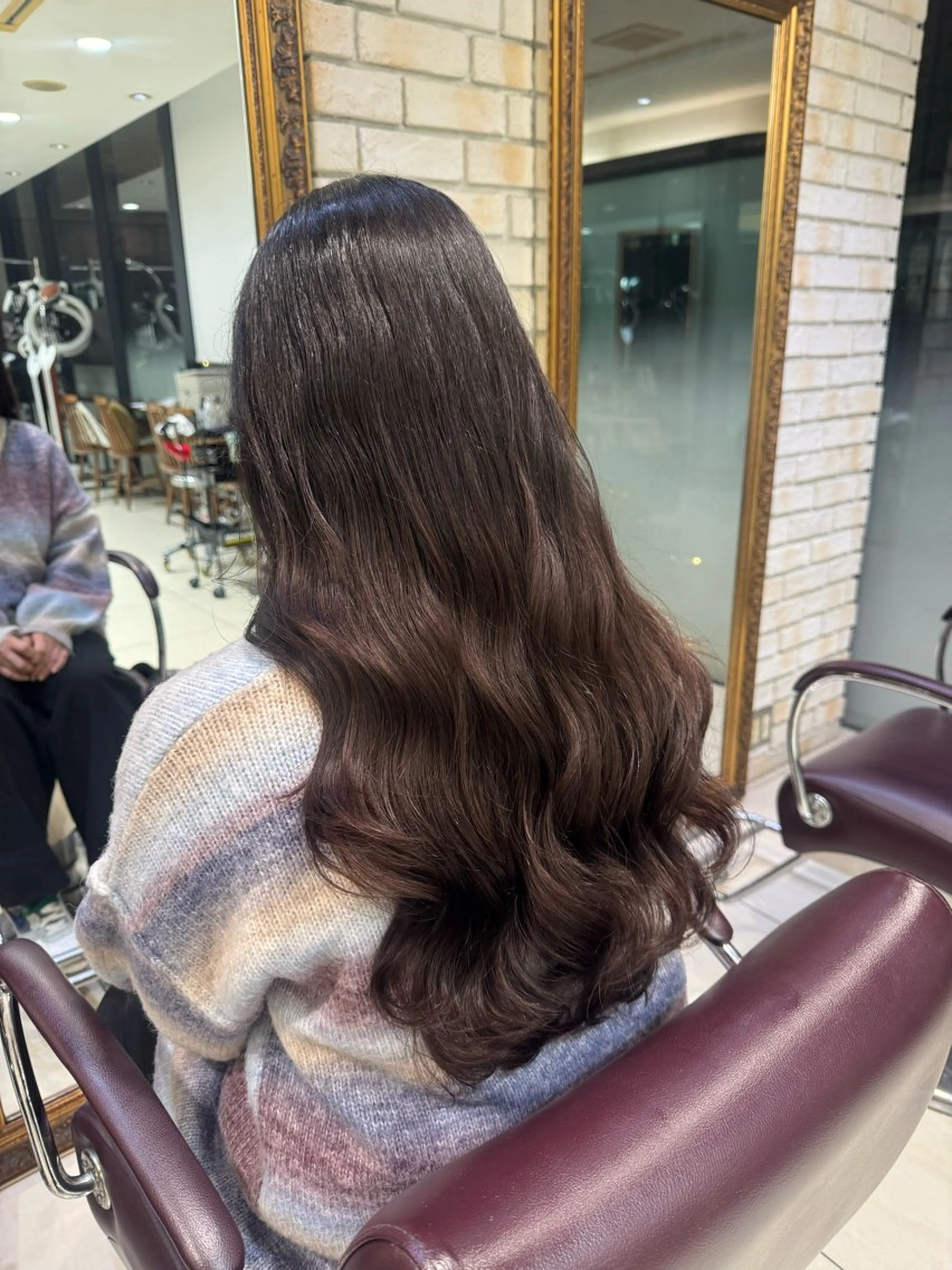 ロング カット パーマ トリートメント 大人可愛い♡コテ巻き パーマ🌼杉田 萌恵のヘアスタイル