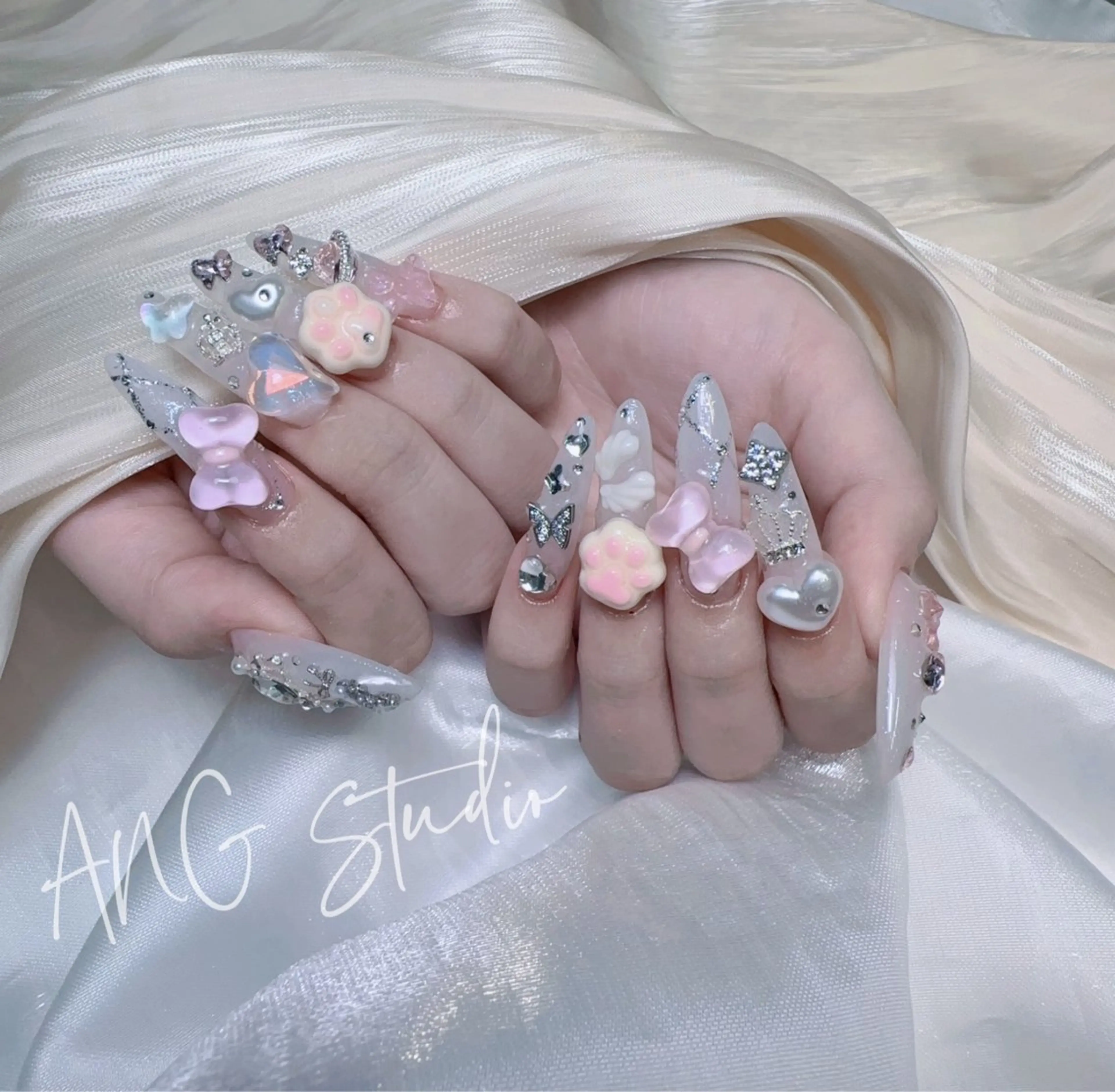 💥『限定クーポン』♥️チップワンカラー＋パーツ等つけ放題『初回ソフトジェルオフ無料』🫧の写真