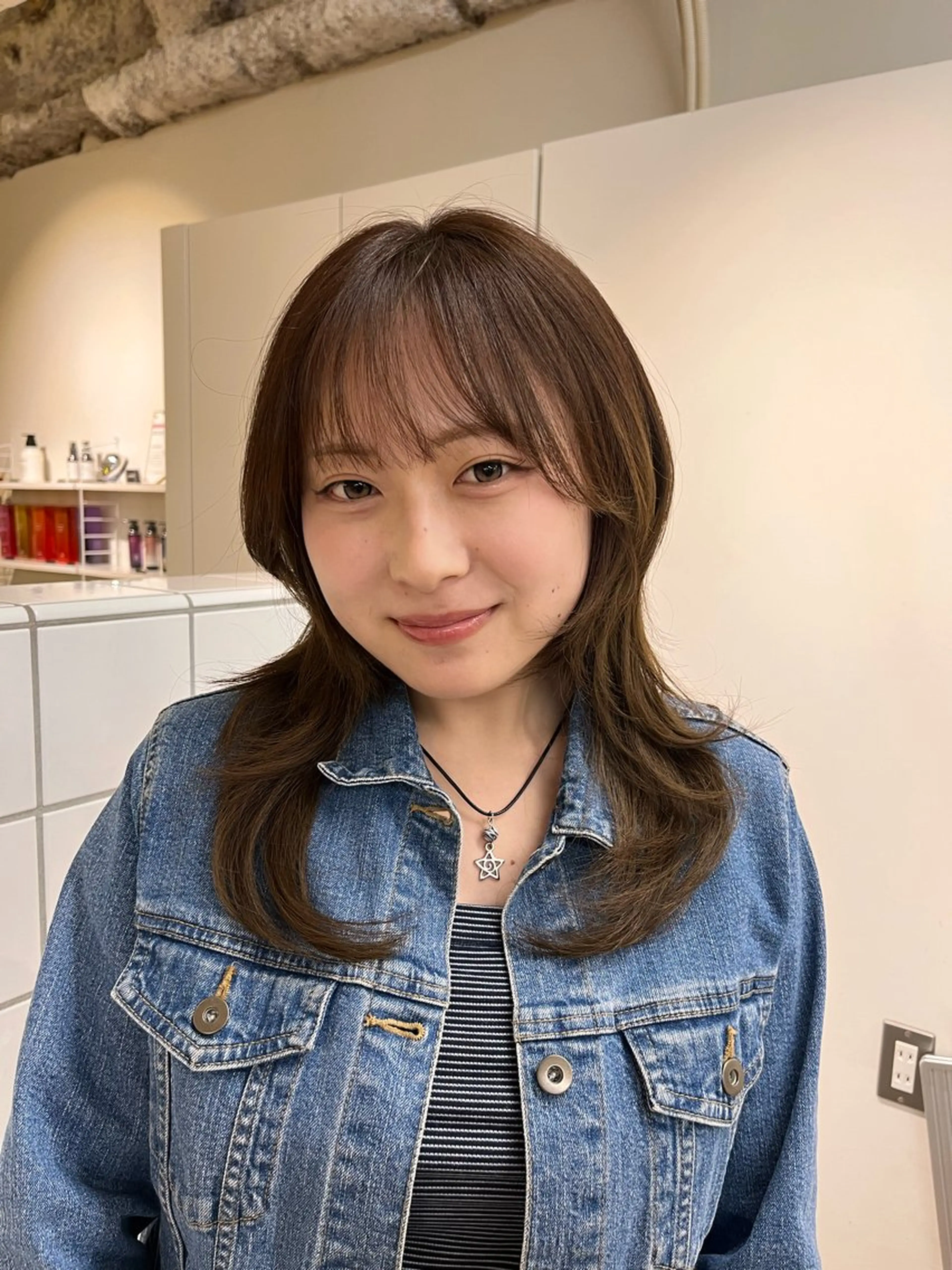 セミロング くびれヘア 顔周りカット ハッシュカット 韓国風ヘア レイヤーカット カット トリートメント 縮毛/パーマ/カラー LUVISM佐藤里咲のヘアスタイル