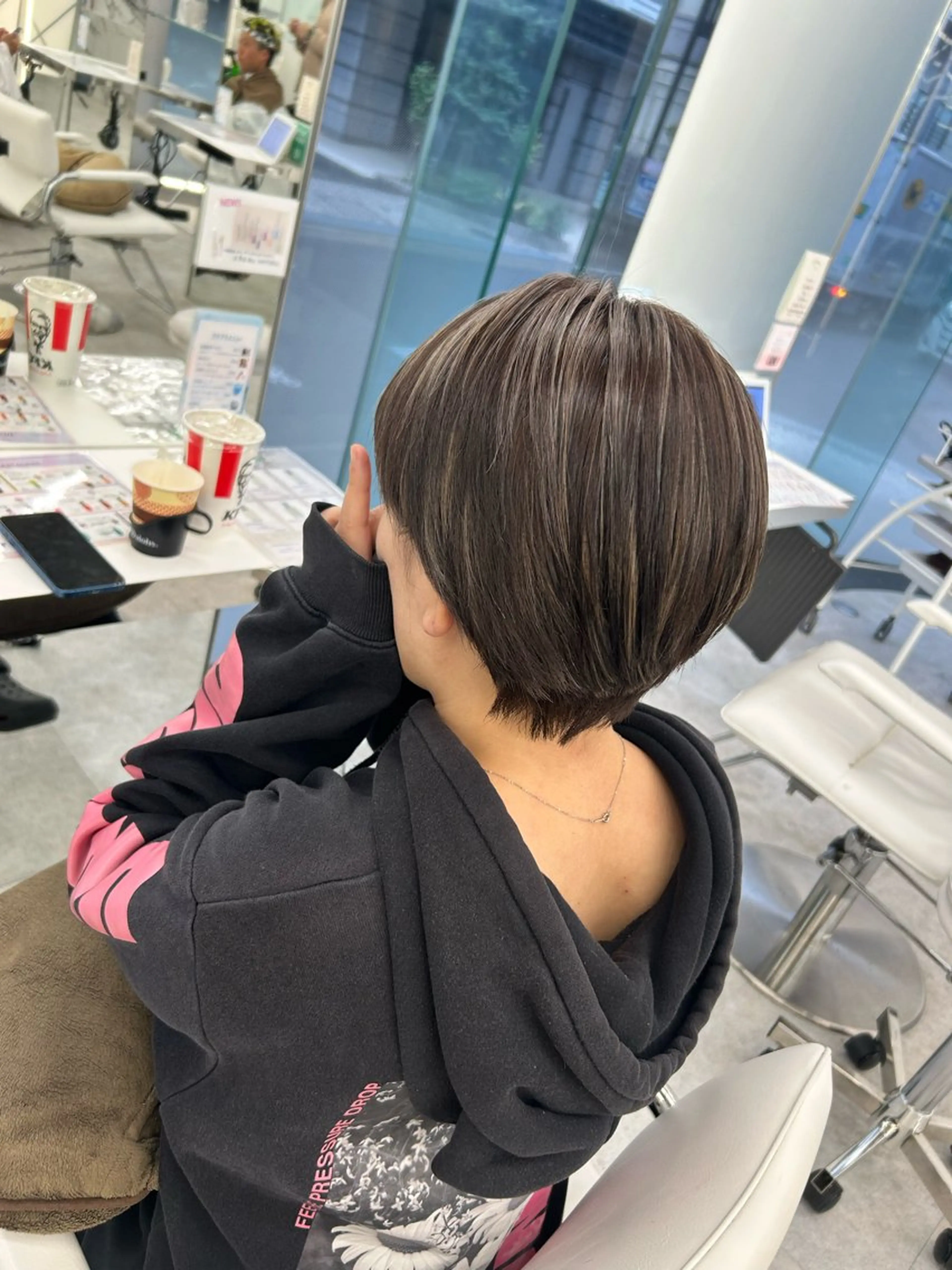 ショート カラー ヘアカラー はるか/透明感暗髪 /ヘアアレンジ🤍のヘアスタイル