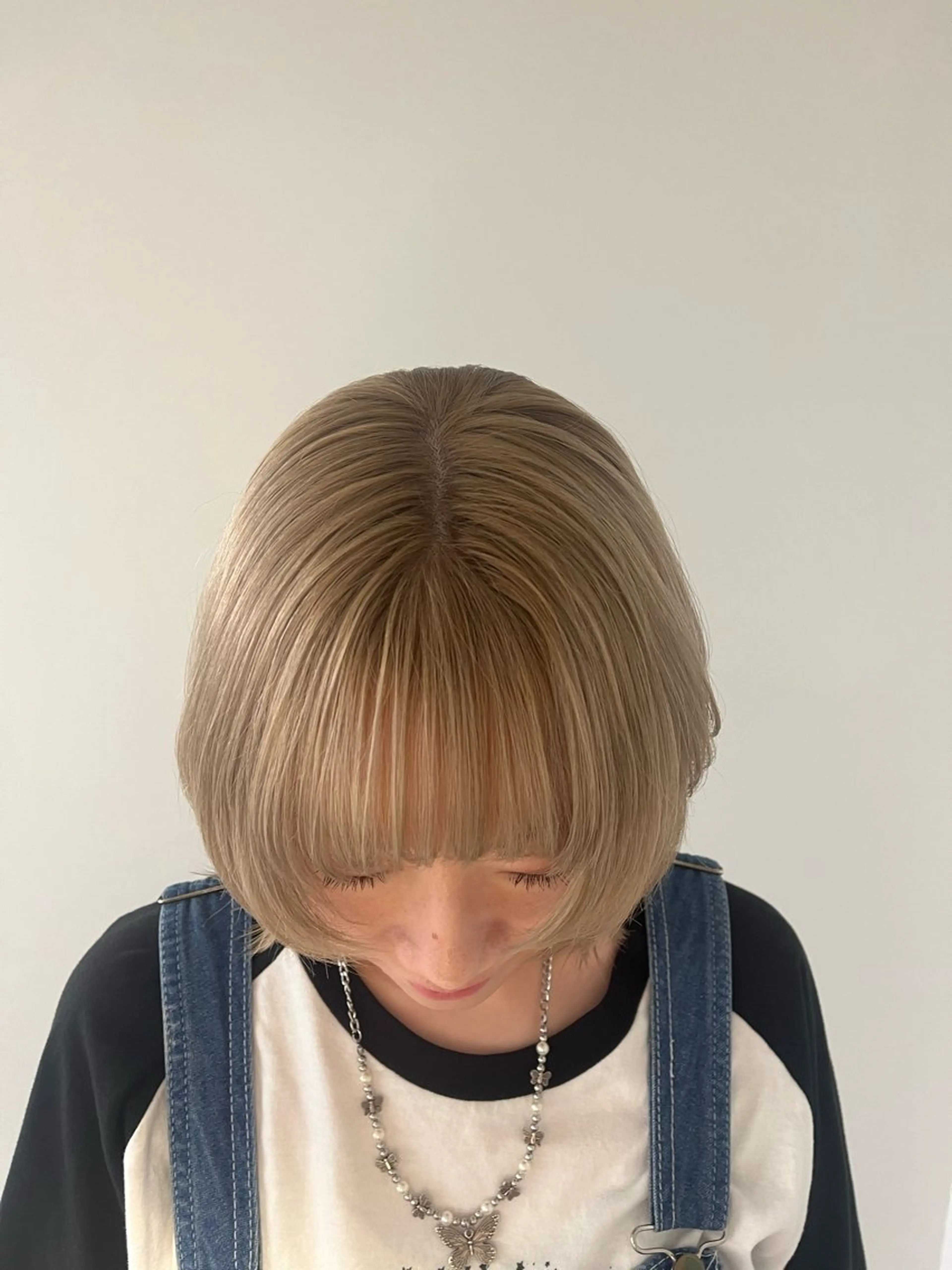 ミディアム カラー ヘアカラー トリートメント Kasumi | くすみブラウン×渋谷のヘアスタイル