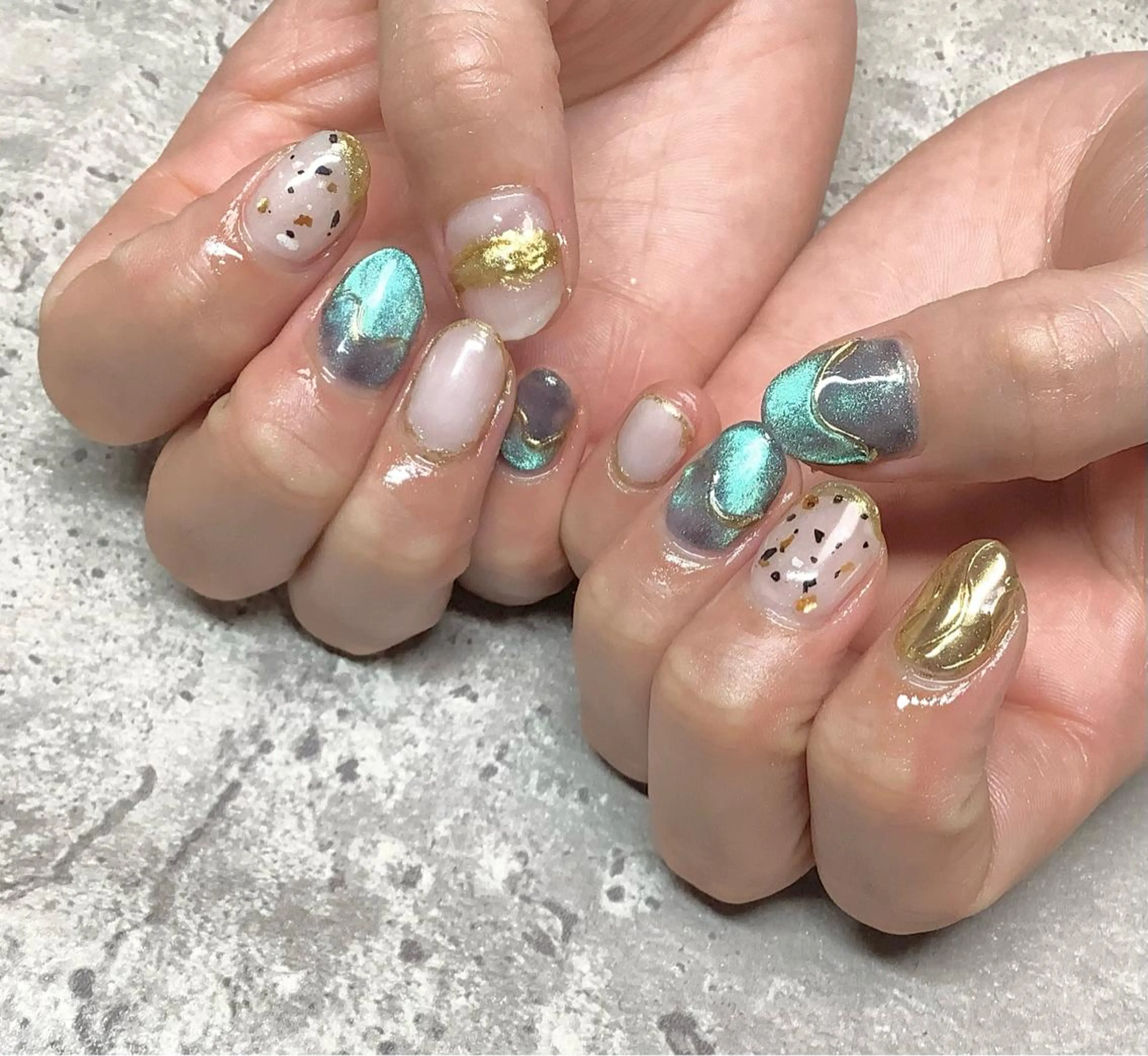 ネイル 横尾 麻里のネイルデザイン