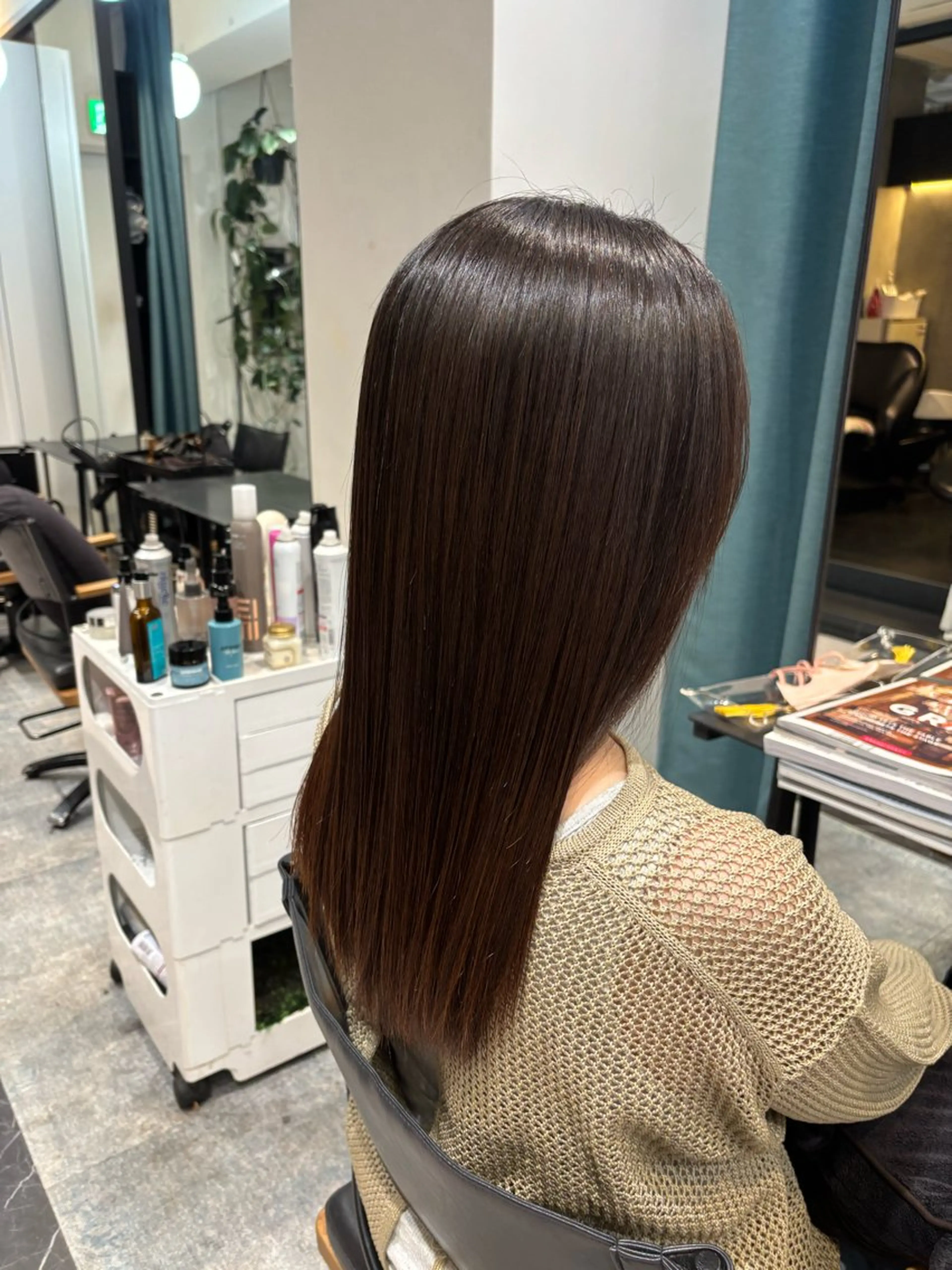 セミロング パーマ 縮毛矯正 ニシムラ アヤカのヘアスタイル