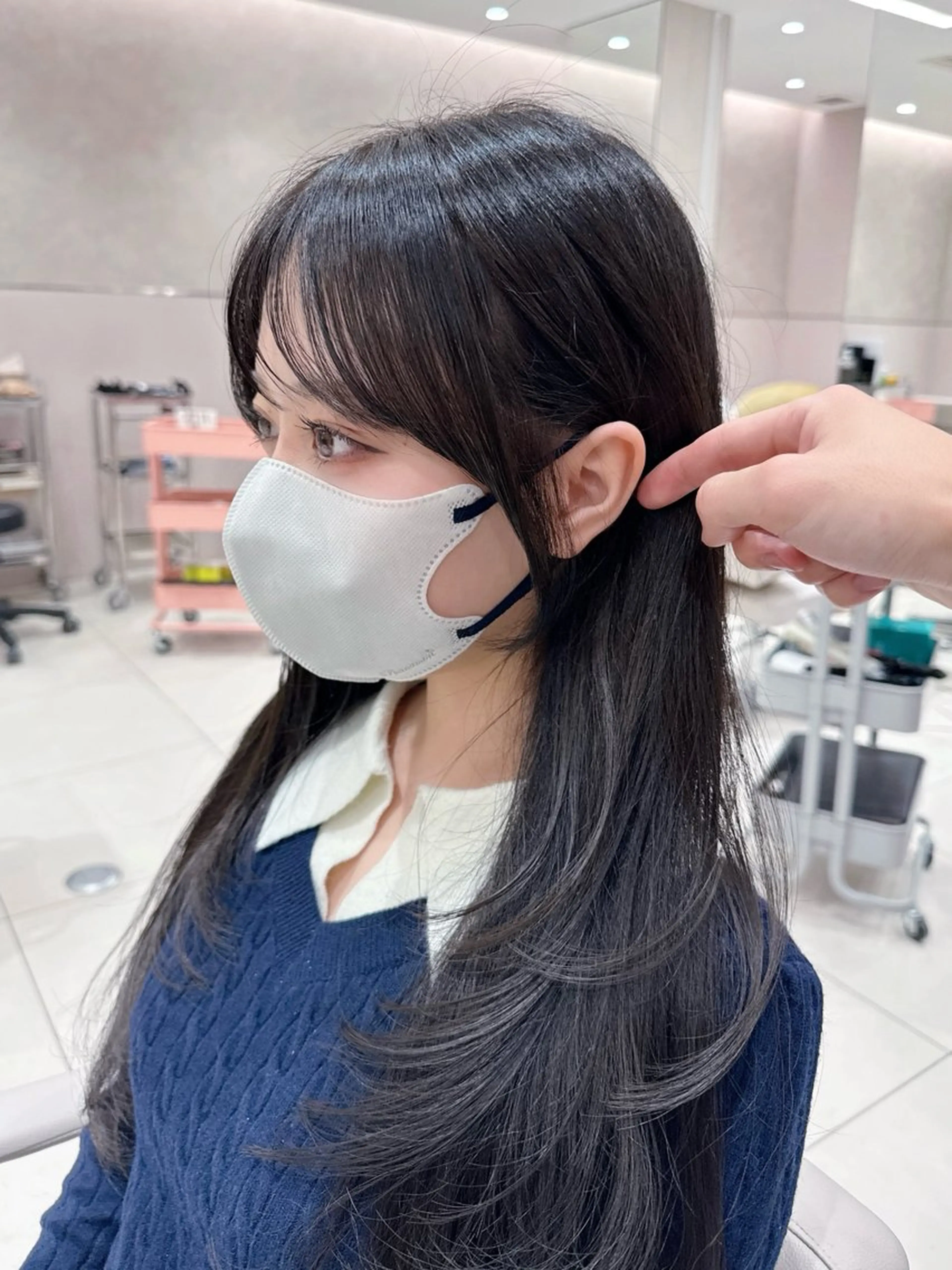 ロング カラー カット ヘアカラー トリートメント ヘッドスパ ヘアセット 韓国ヘア/レイヤー/ 顔まわり/りょーとのヘアスタイル